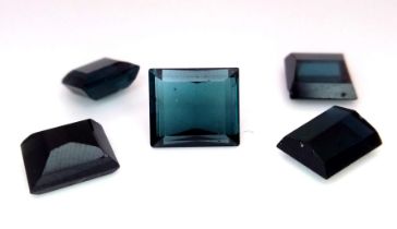A PARCEL OF TEAL TOURMALINES 10.80CT ref: 94 - S