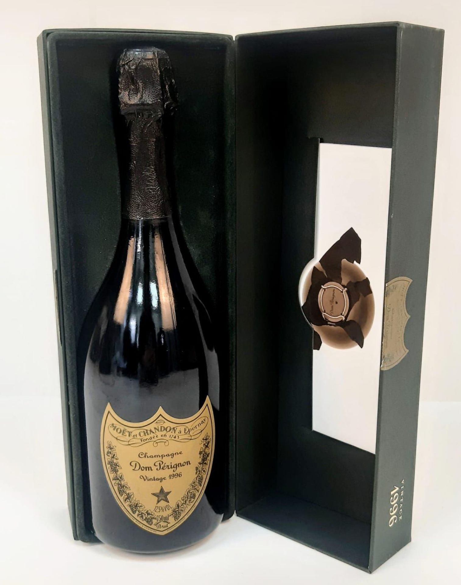 A Bottle (750ml) of Dom Perignon 1996 Vintage Champagne. 1996 was one of the finest vintages from