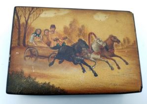 An Antique Russian Hand Painted Troika Wooden Trinket Box. 12.5x8.5x4.3cm.