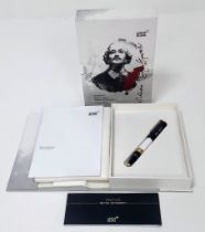 A MONTBLANC WRITERS EDITION "WILLIAM SHAKESPEARE" BALLPOINT PEN IN LIMITED EDITION PACKAGING.