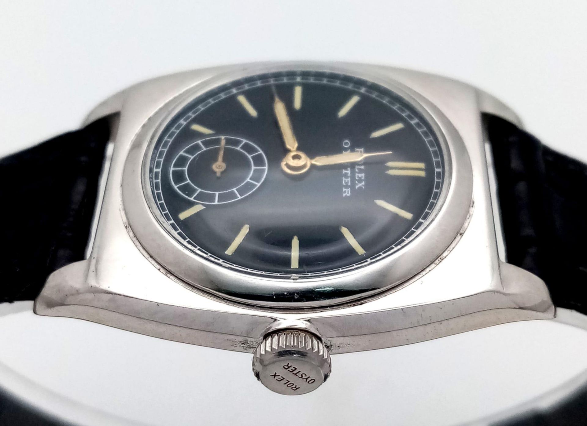 A VINTAGE ROLEX OYSTER RARE MANUAL WIND (ALSO KNOWN AS THE ROLEX "VICEROY") ON A BLACK LEARHER STRAP - Bild 4 aus 9