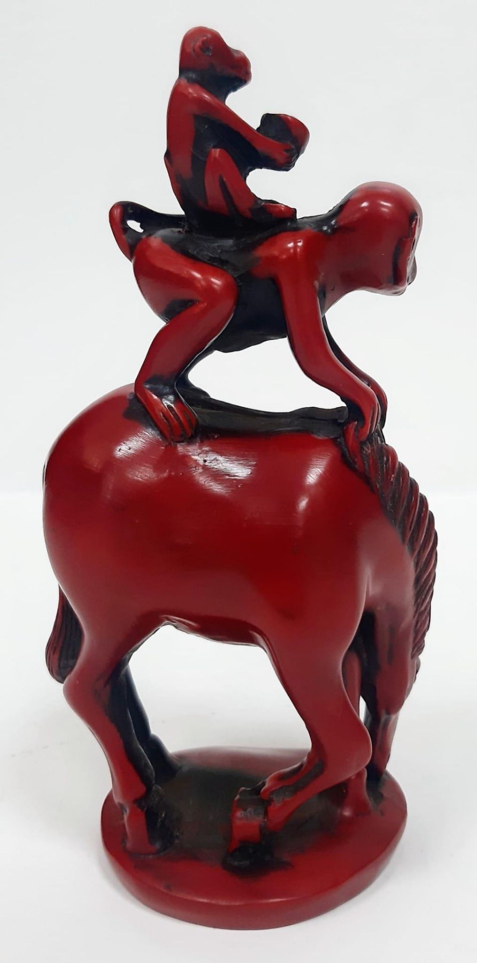 A Coral Red Carved Figurine of two Monkeys on a Horse. Stands 16.5cm tall by 6cm wide. - Bild 3 aus 5