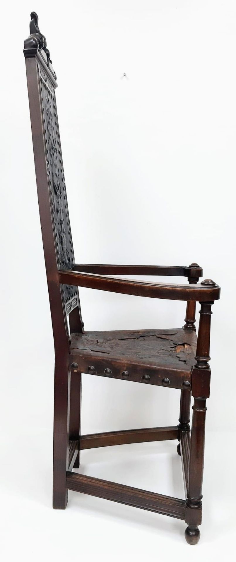 A unique and unusual 18/19th Century Caquetoire Chair. Derived from 'caqueter', a French term - Image 2 of 15