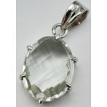 A 925 silver Oval shape Green Amethyst Pendant. Total weight 6.47G. Come with a presentation box.