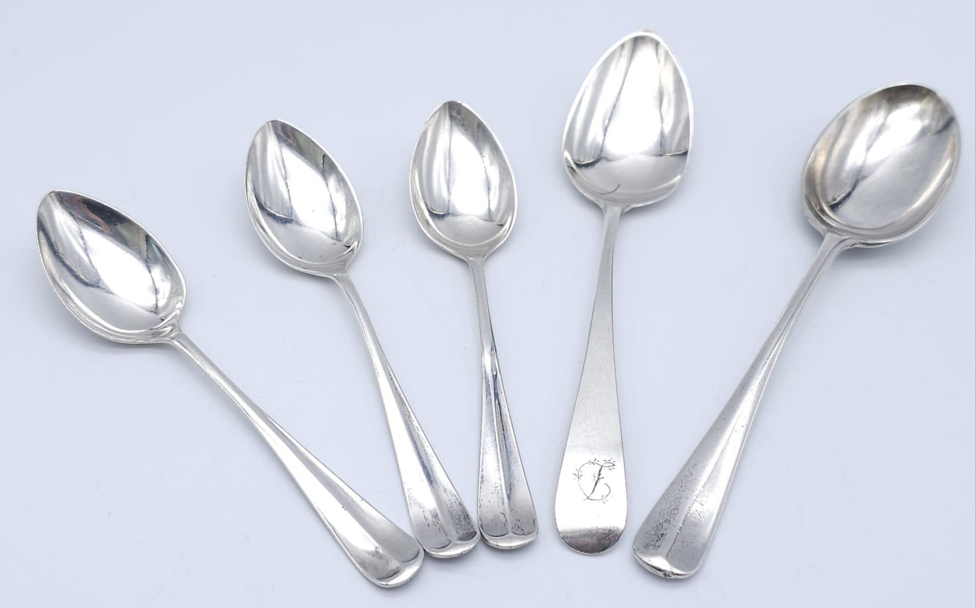 Collection of 5x silver spoons, Total Weight: 65.33g - Image 2 of 6