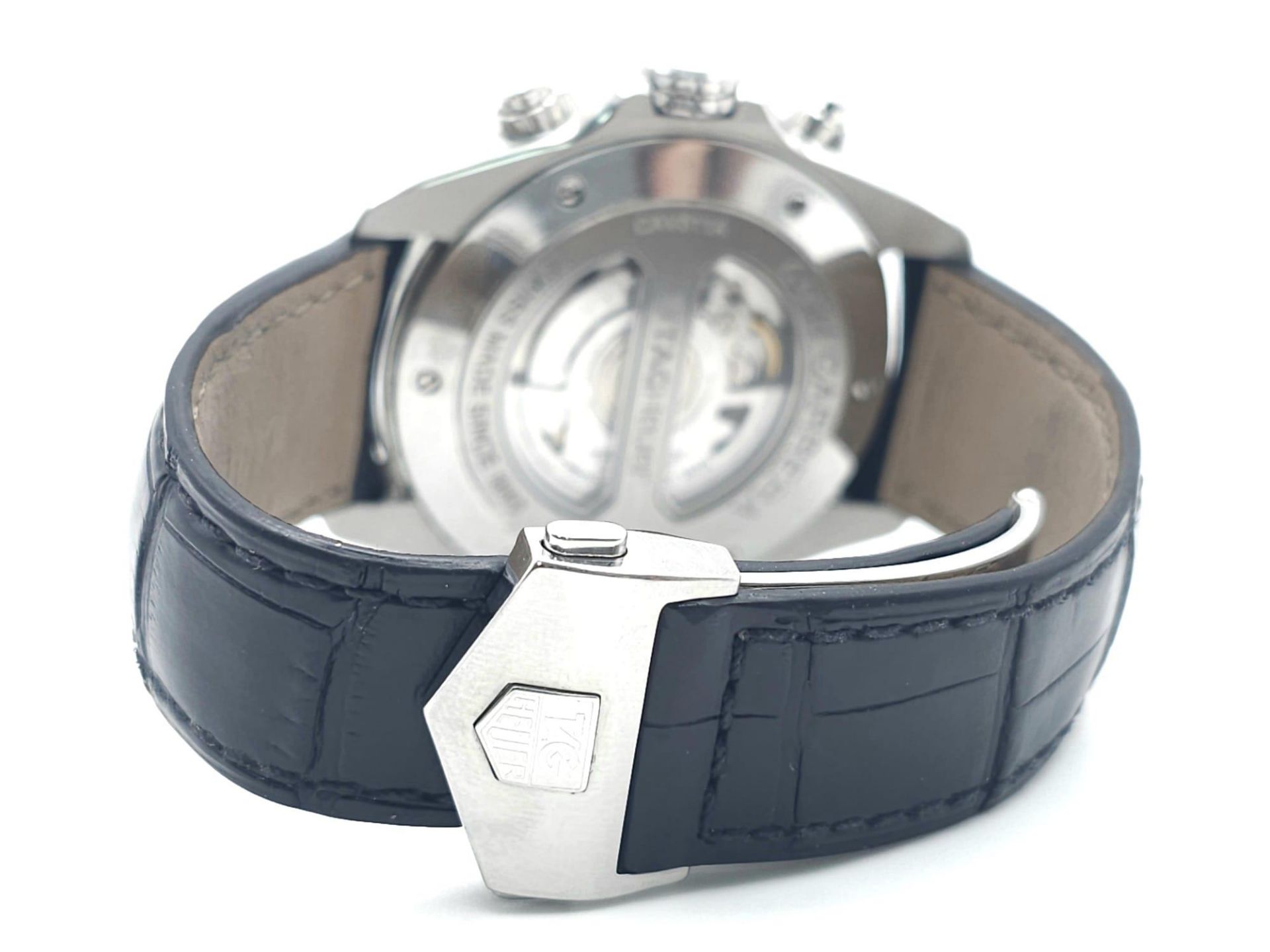 A TAG HEUER "GRAND CARRERA" AUTOMATIC CHRONOMETER WITH SKELETON BACK AND ON THE ORIGINAL TAG LEATHER - Image 6 of 10