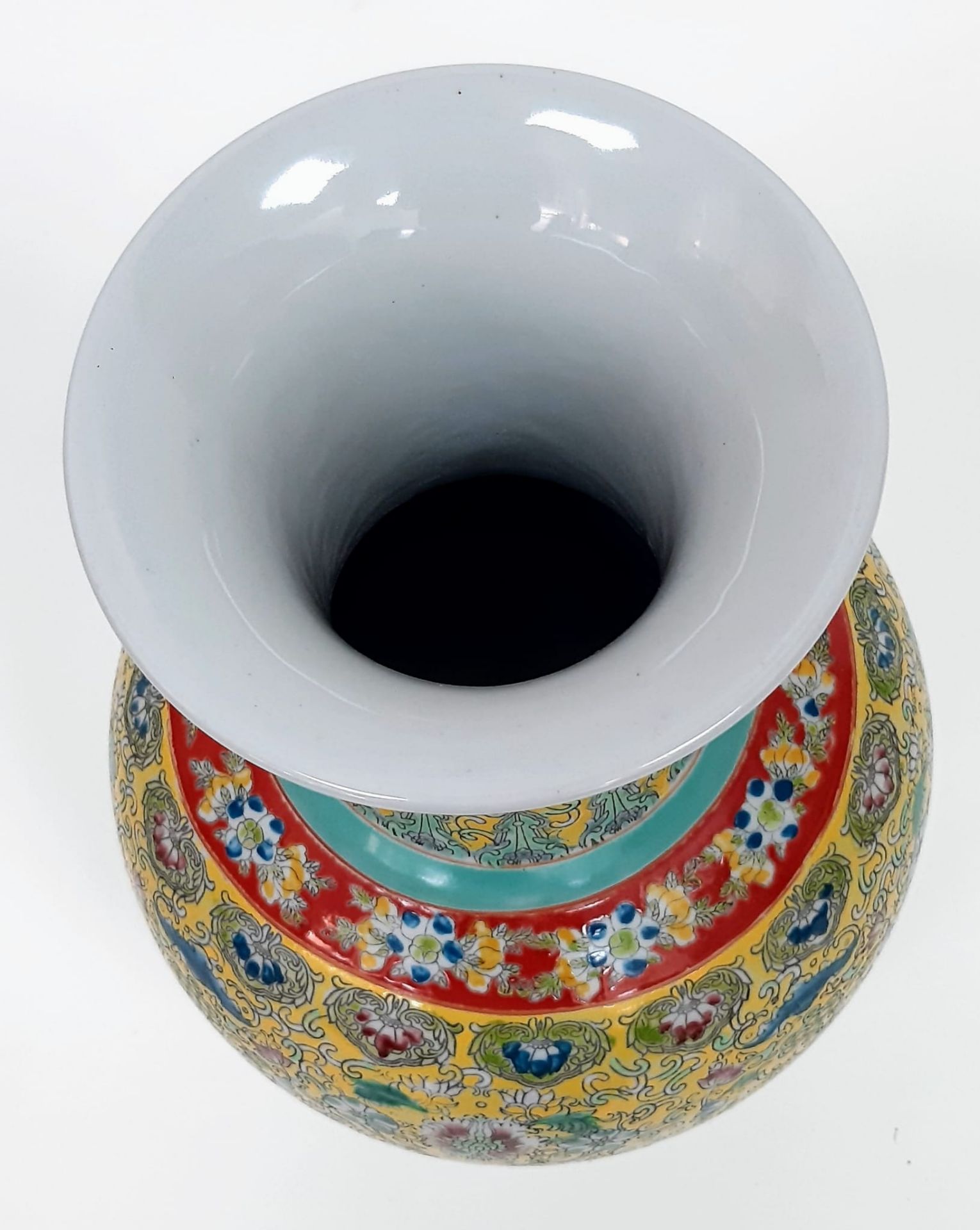 A large Chinese Famille Jaune Imperial Yellow Vase. Early 20th Century, marked on the base and - Image 5 of 6
