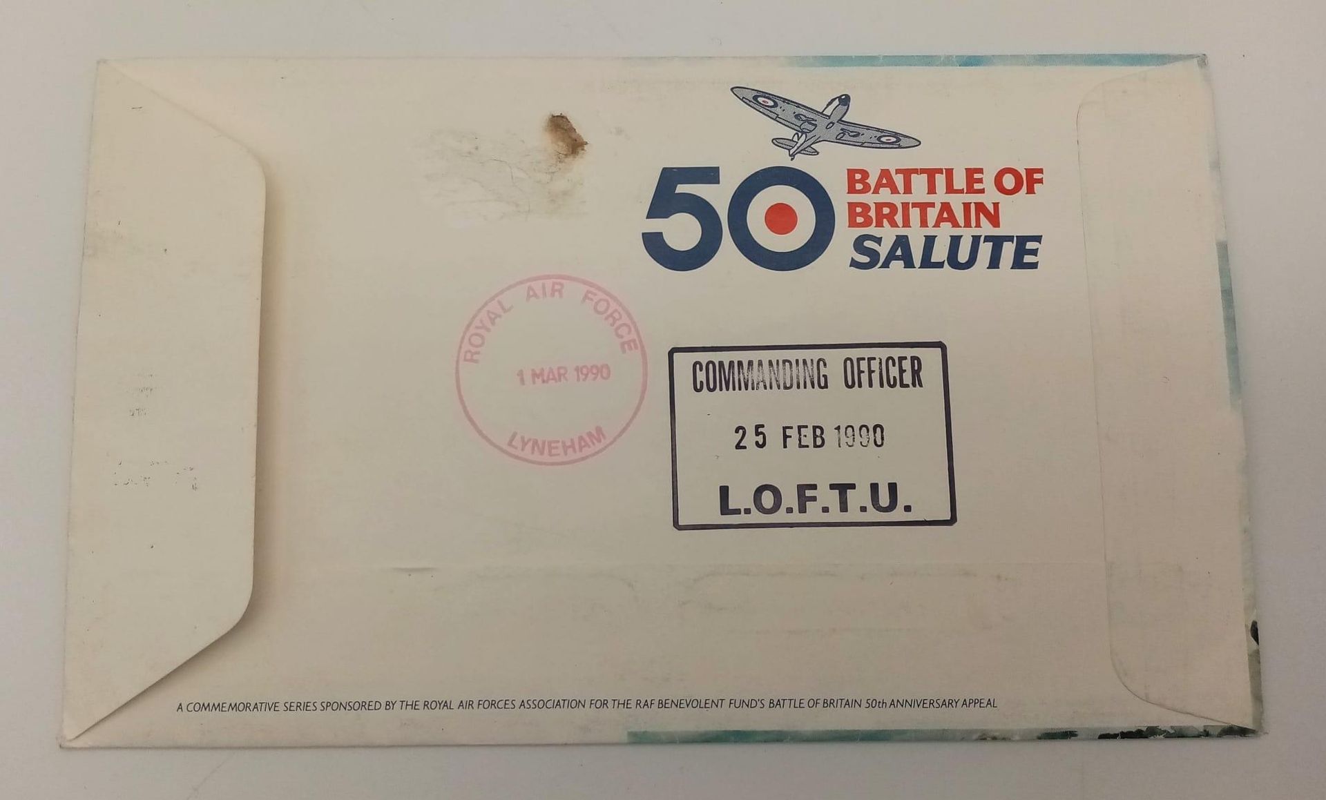 A Battle of Britain Commemorative First Day Cover Signed by Seventeen BoB Fighter Pilots, Including: - Bild 2 aus 3