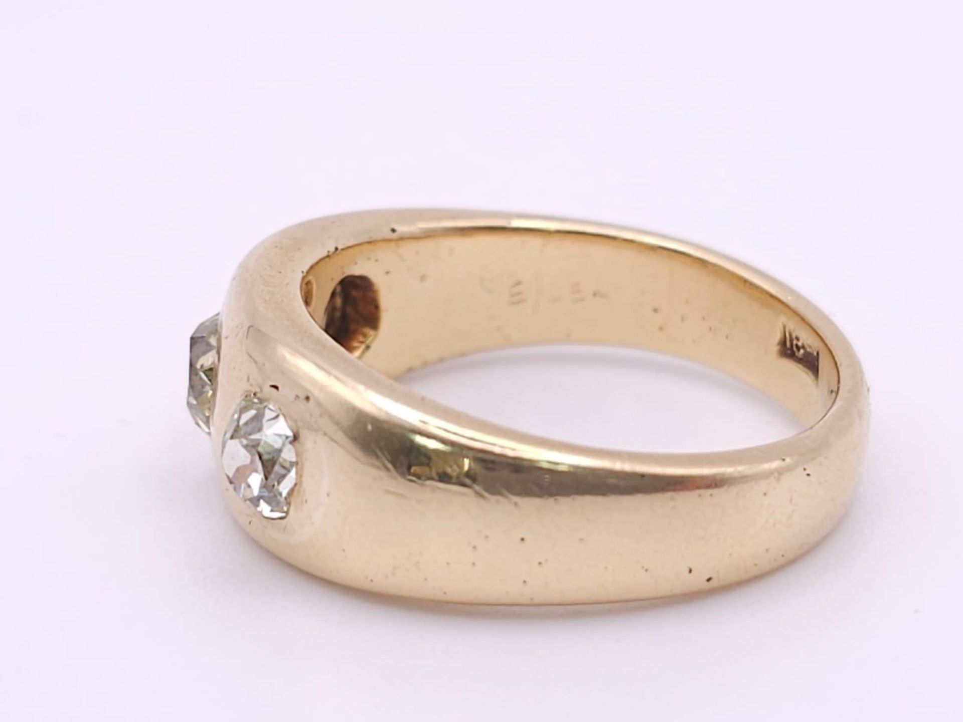 18K YELLOW GOLD, OLD CUT DIMAOND, 3 STONE RING. APPROX 1.40CTW OF OLD CUTS. WEIGHT: 12.3G SIZE U - Bild 7 aus 9