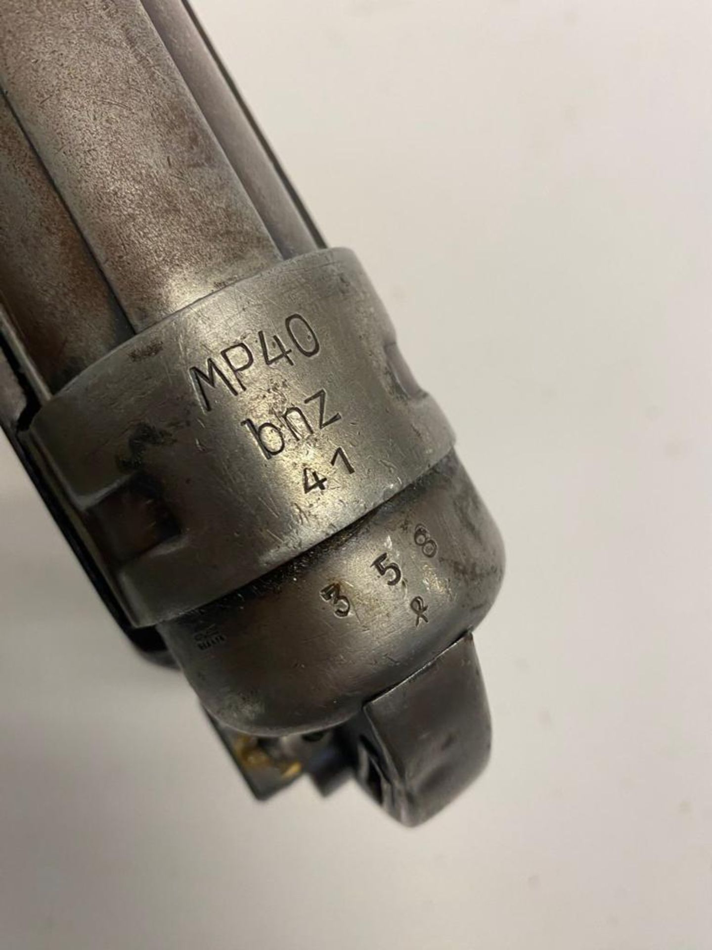 A Rare Deactivated WW2 German Slab-Sided MP40 Sub Machine Gun. 9mm calibre. Makers mark BNZ - - Bild 6 aus 11