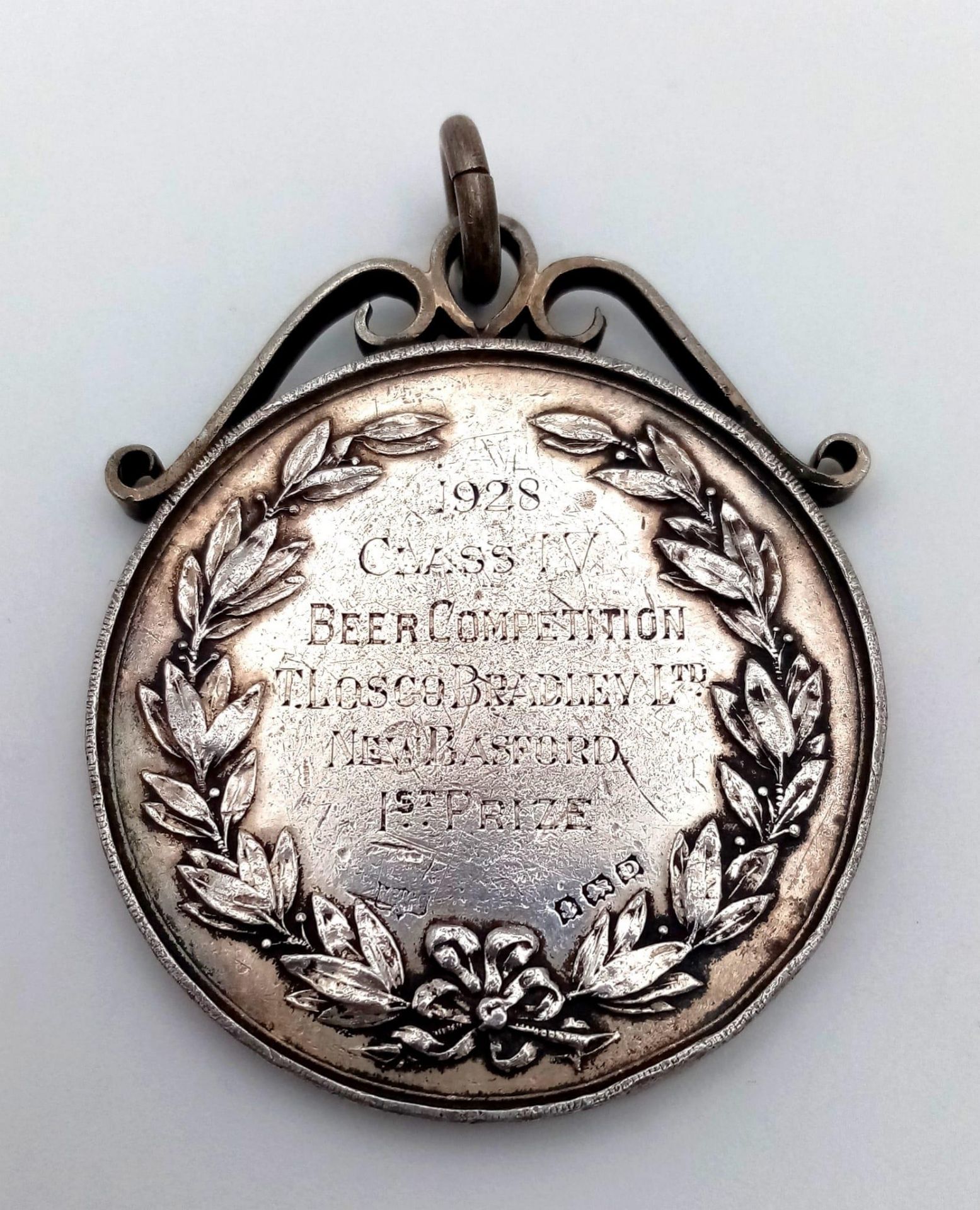 An Antique 1st prize sterling silver medal dated 1928 in the beer competition awarded to T.Losco - Image 2 of 4