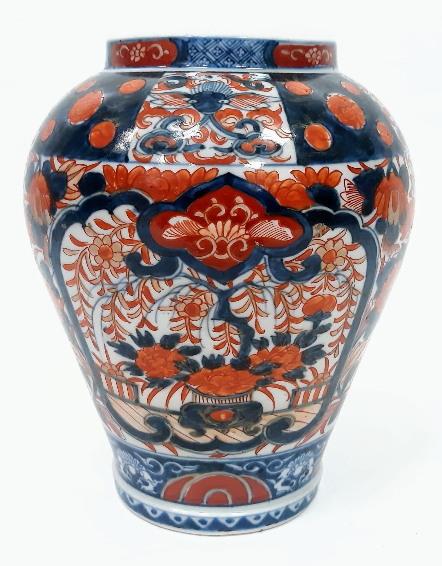 Stunning large Antique Japanese Meiji Period Porcelain Imari Vase. Exceptional quality, measures 9 - Bild 4 aus 6