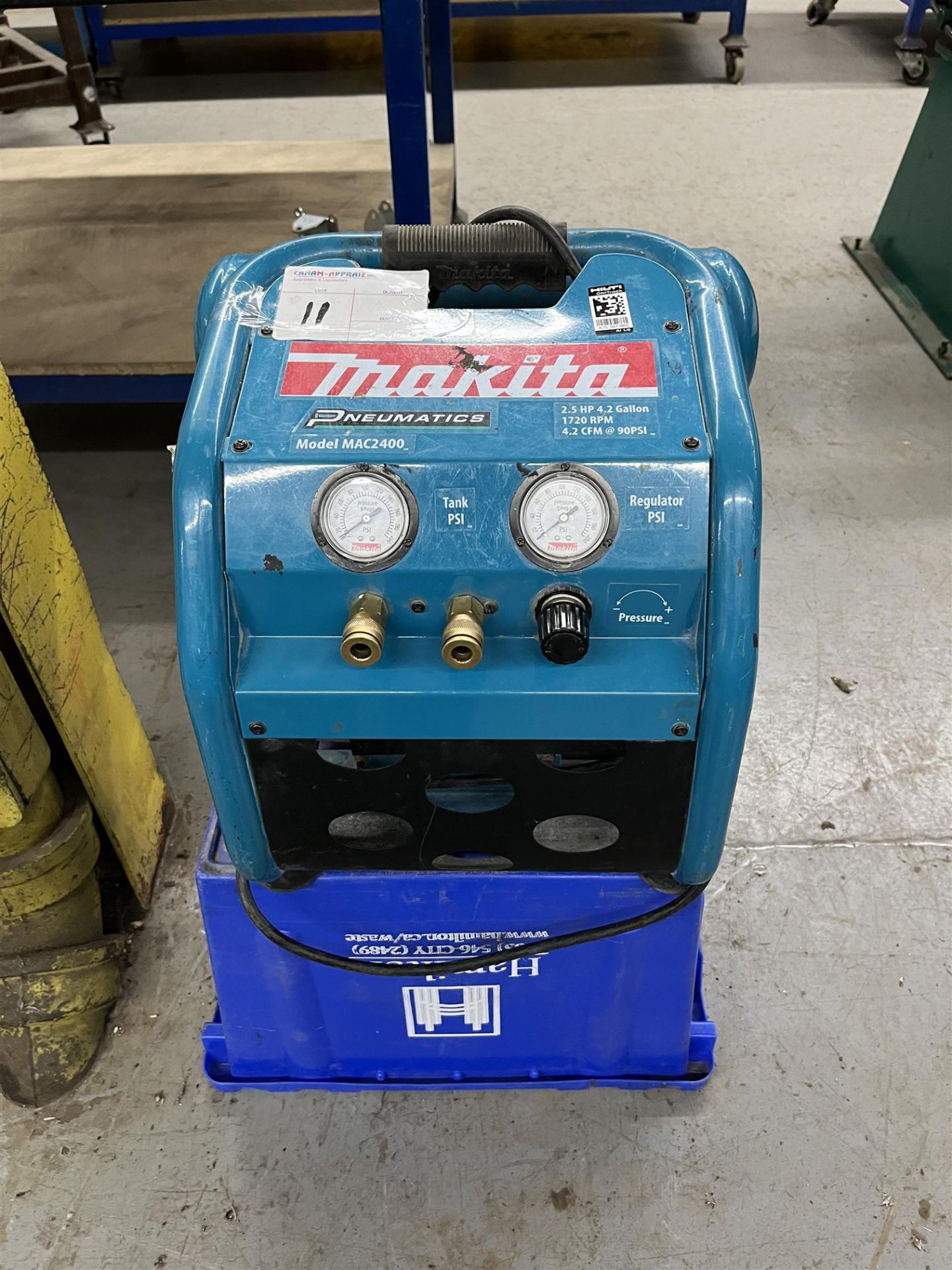 MAKITA PNEUMATICS AIR COMPRESSOR, MODEL MAC2400, 2.5 HP