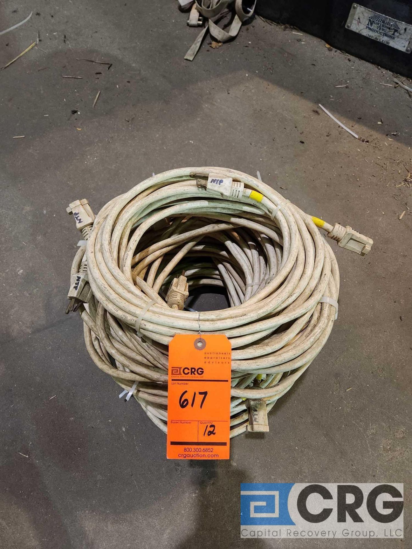 25' Long 12 Gauge White Extension Cords w/SINGLE Tap Outlet