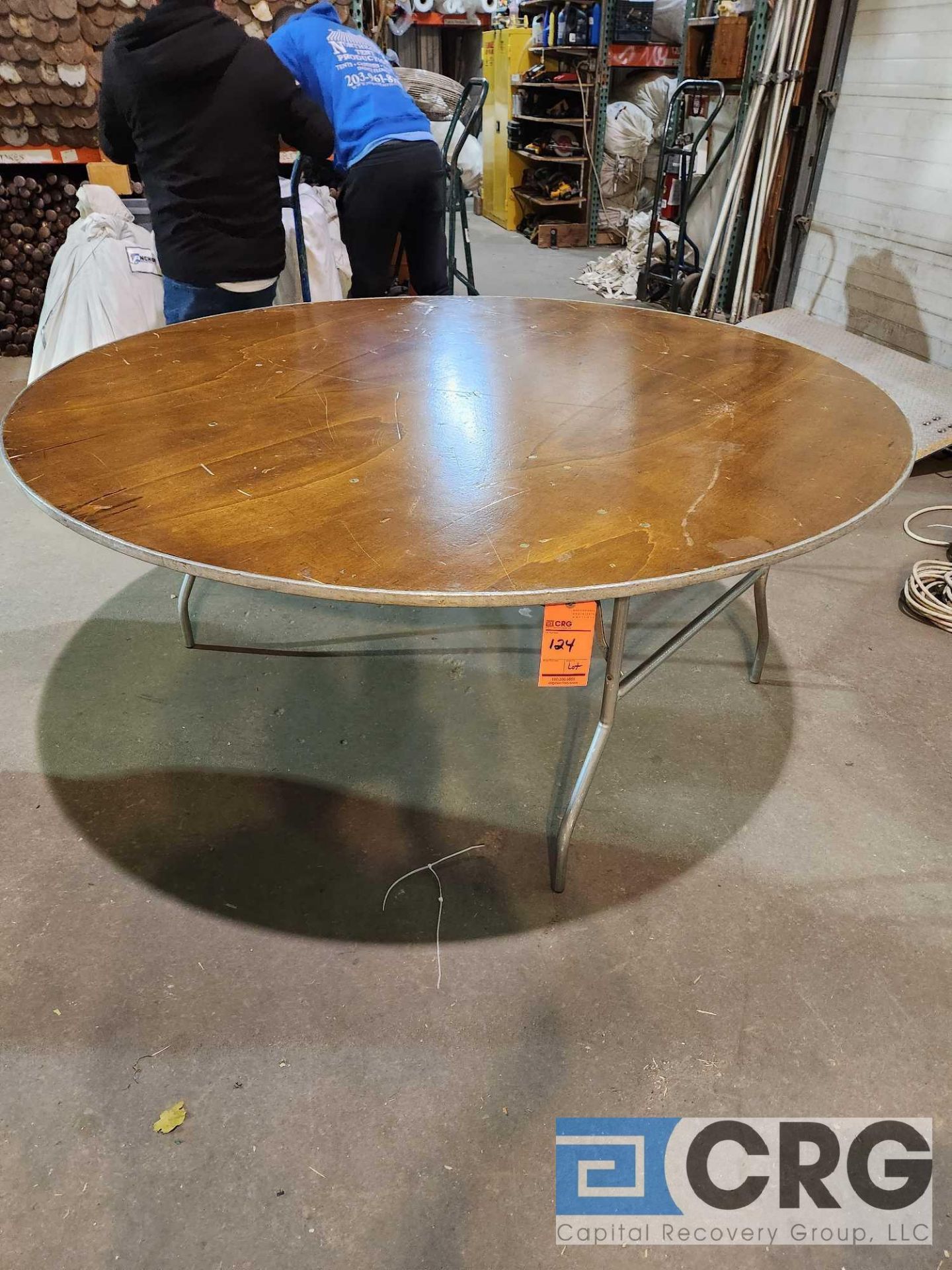 Round Wood Tables