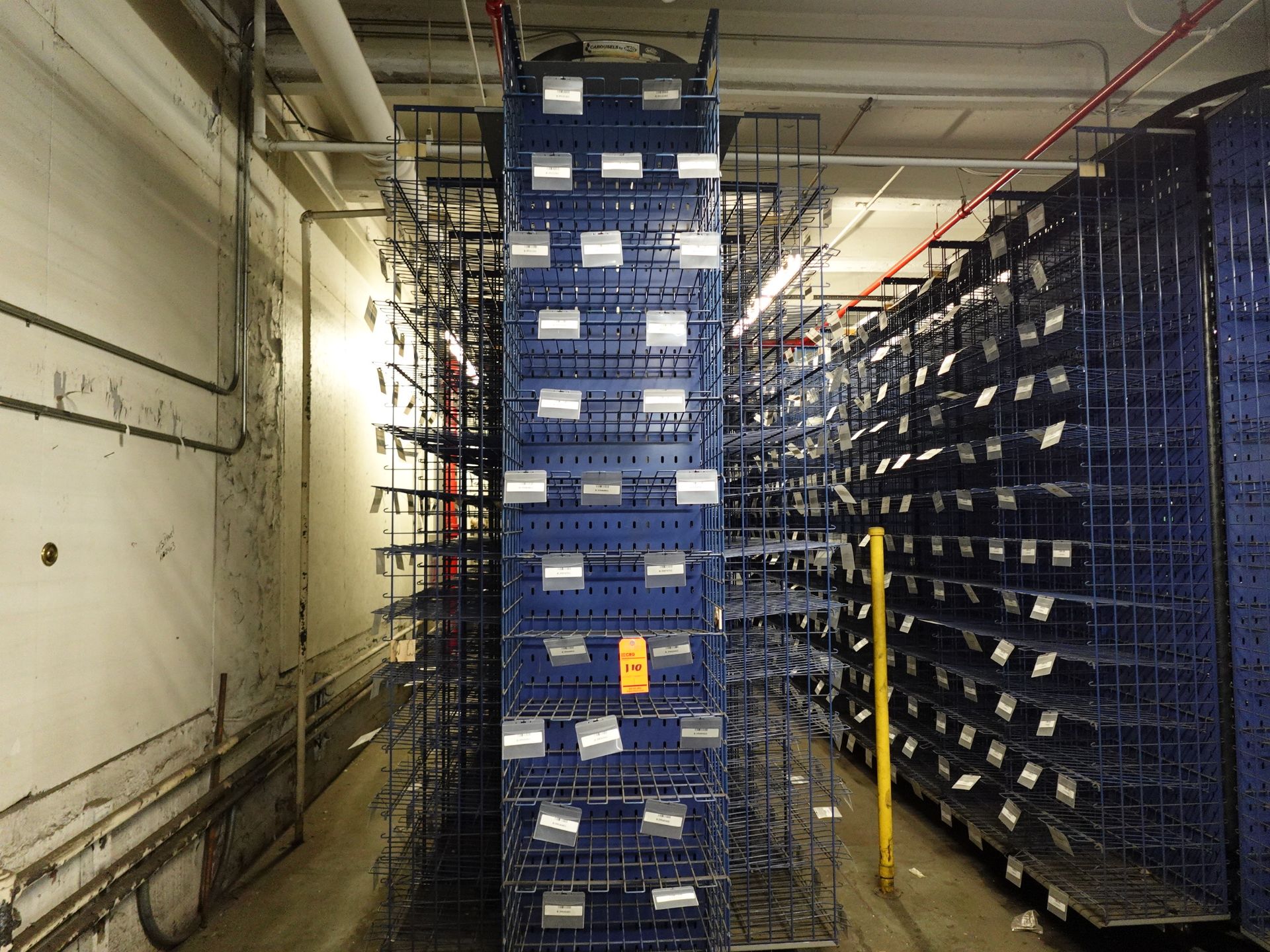 White storage and retrieval system - Image 2 of 4