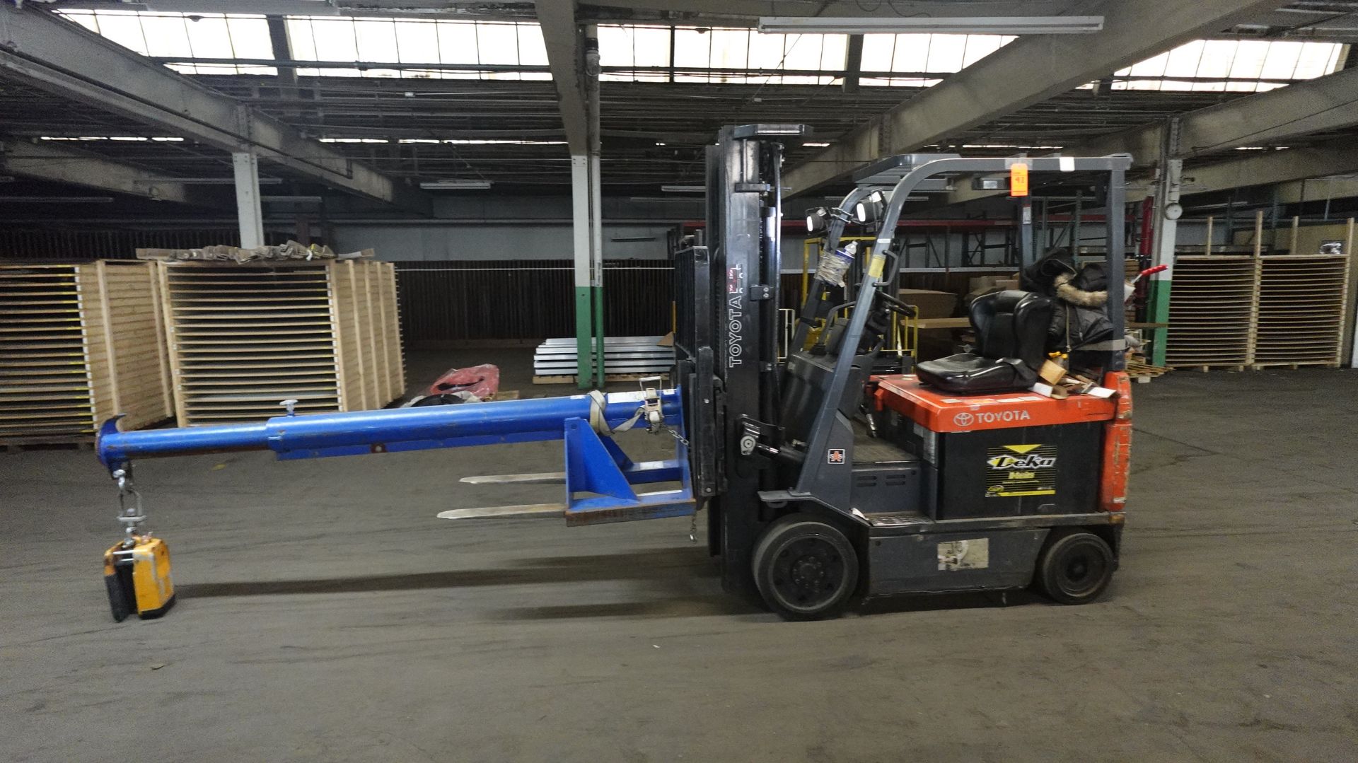 Toyota electric forklift - Image 6 of 6