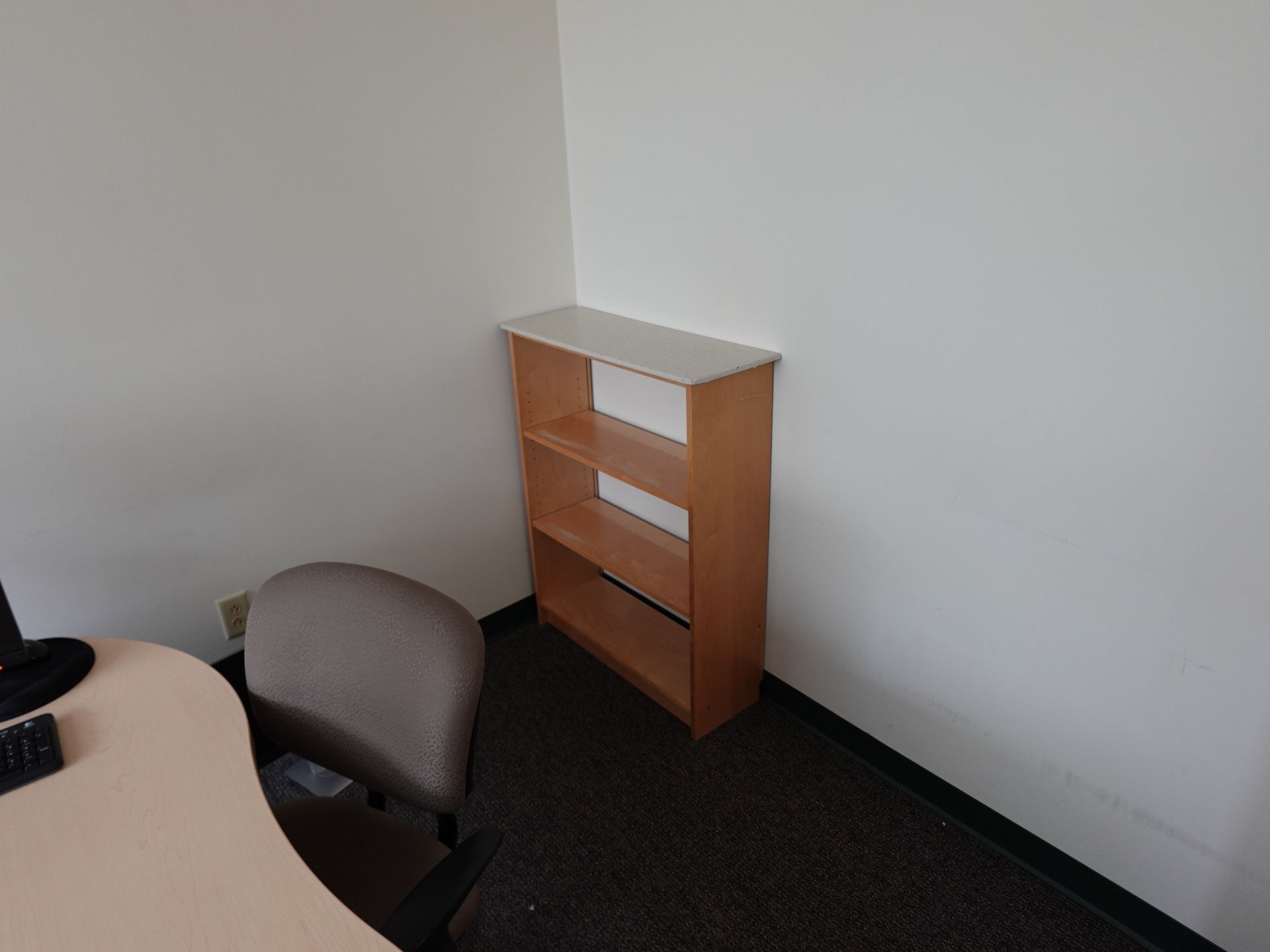 Office Furniture - Image 2 of 2