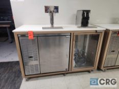 68 X 28 Inch Portable Beer And Wine Bar Station