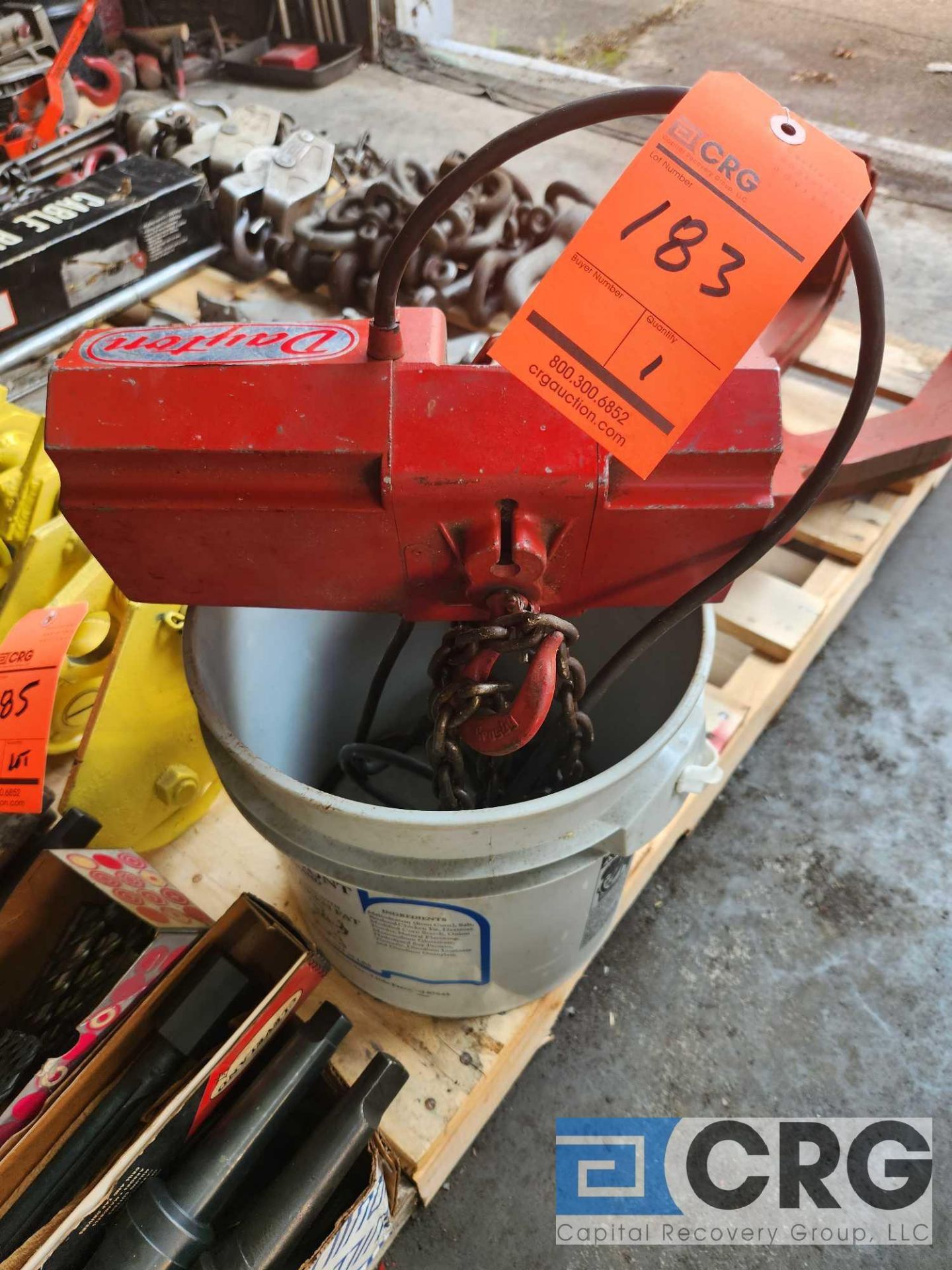 Dayton Electric Mini Hoist