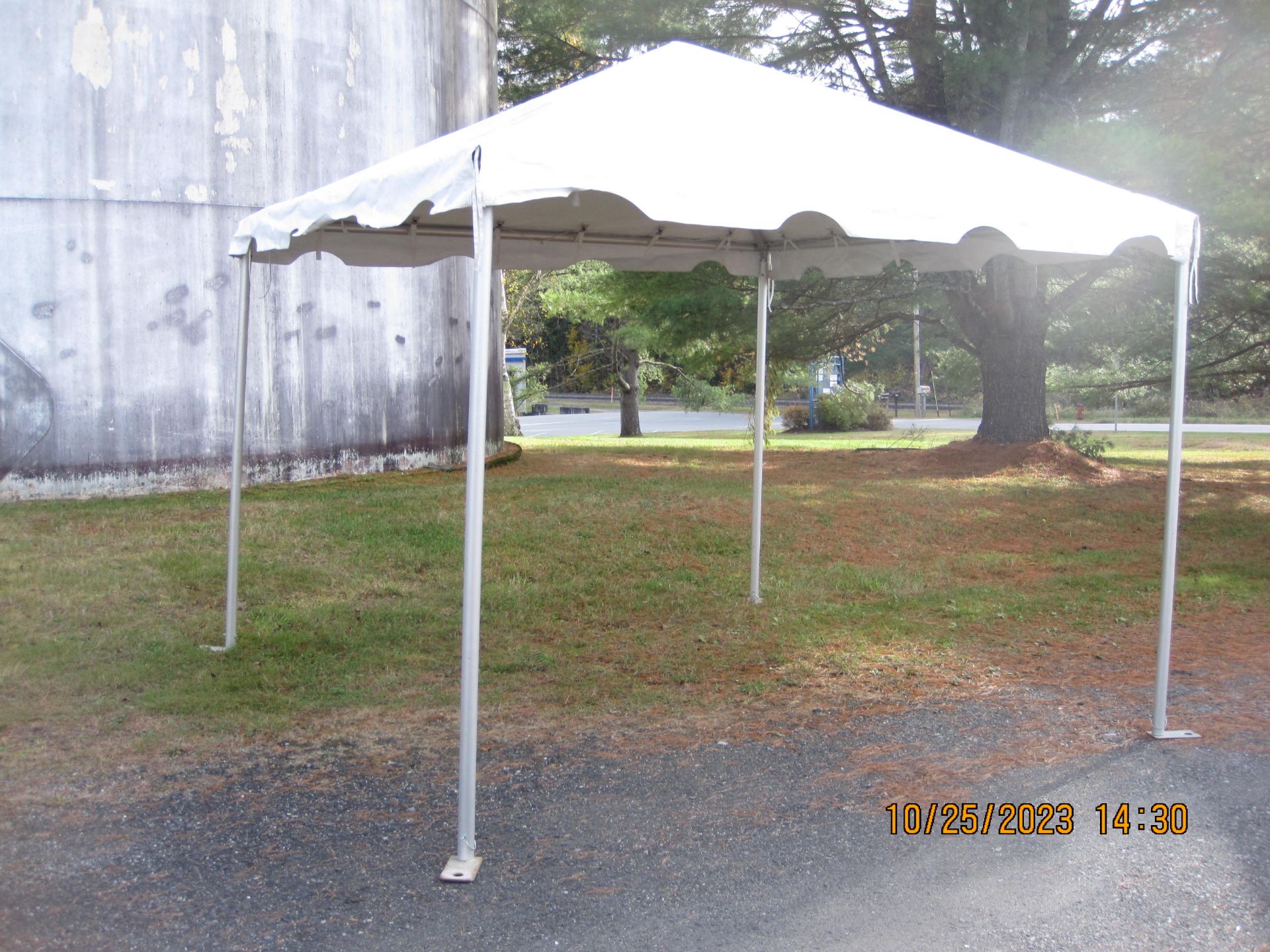 Fred's 10'x10' Frame Tent