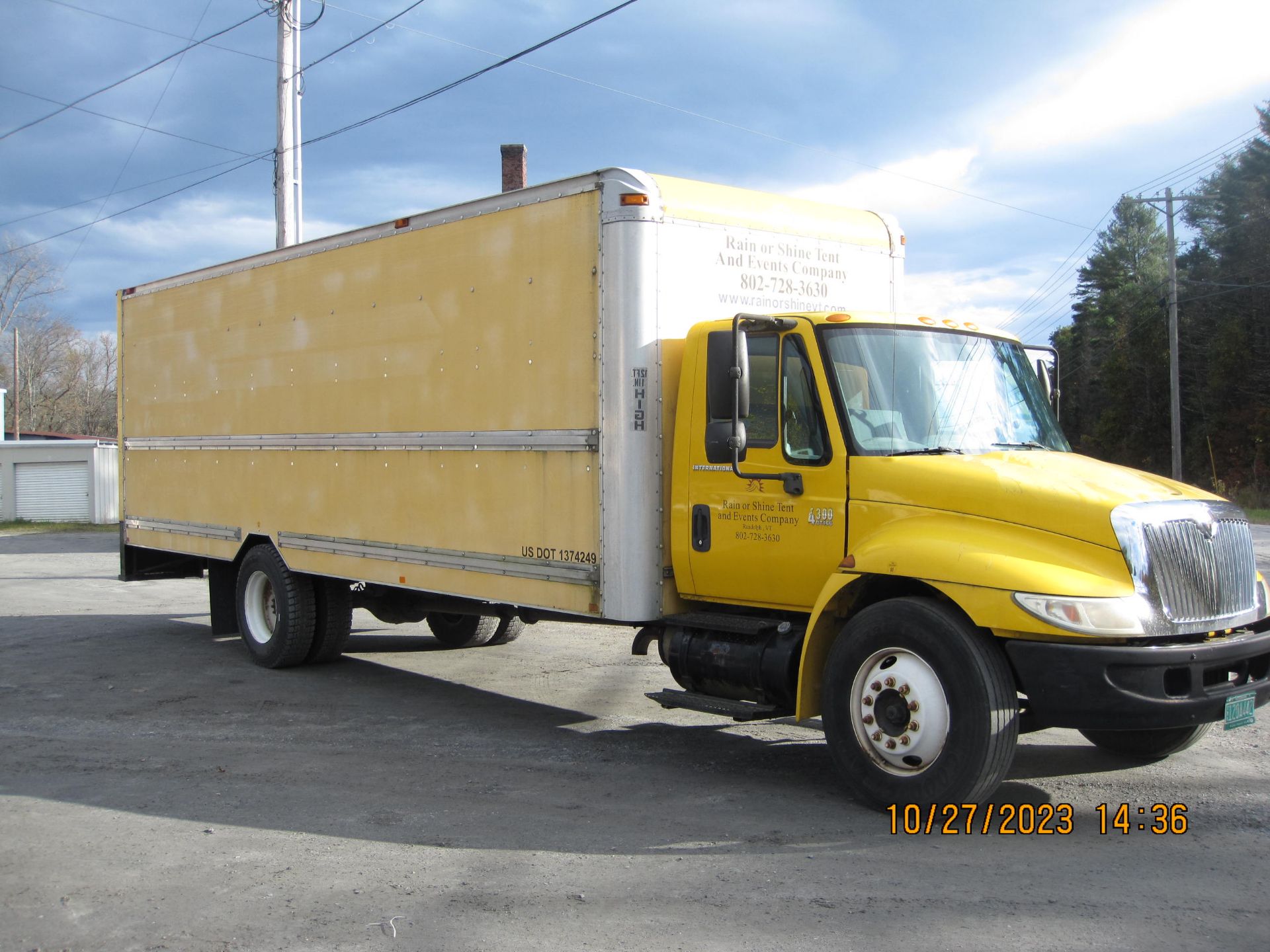 Internation Box Truck