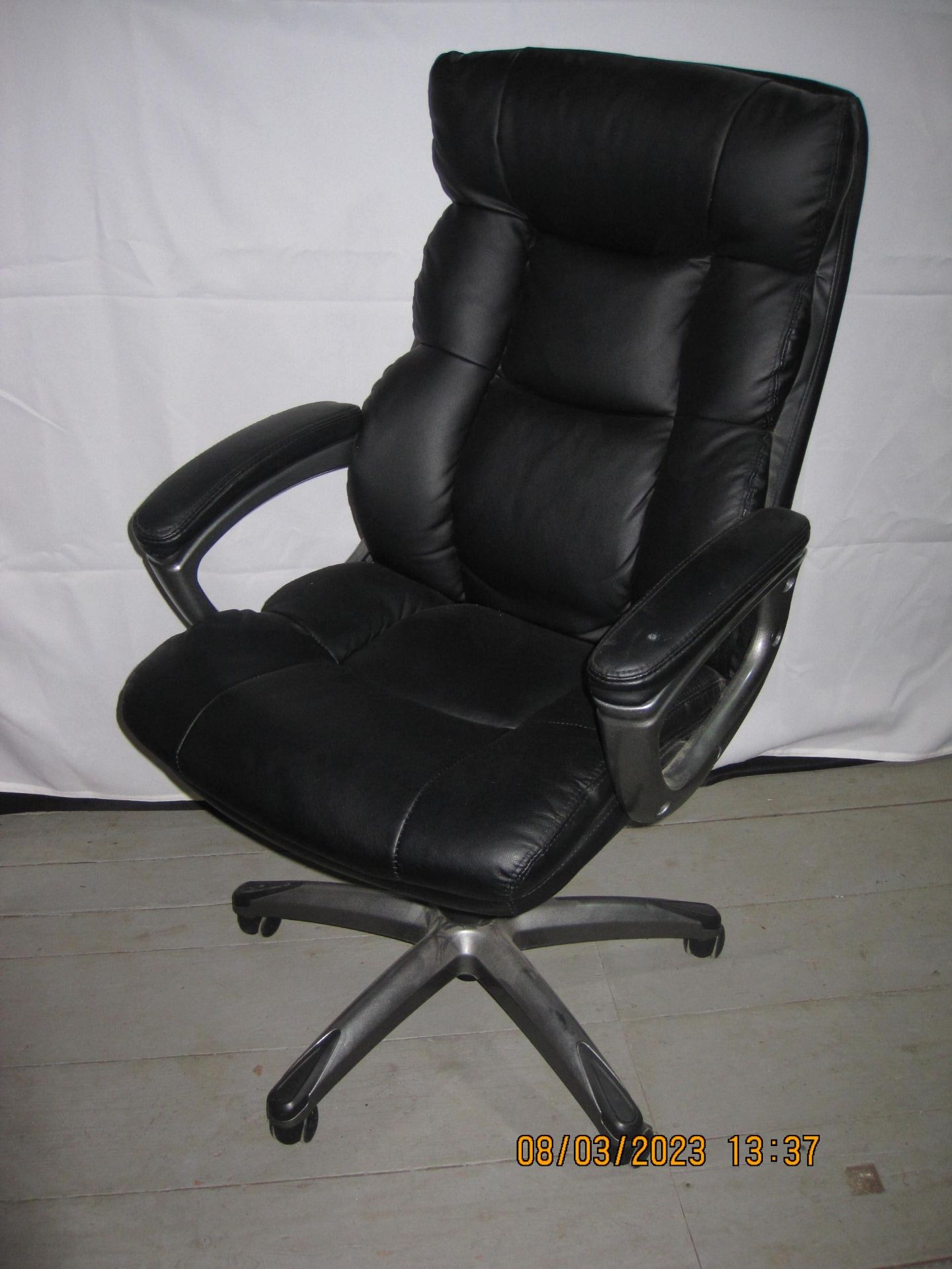 Office Chairs - Image 2 of 2
