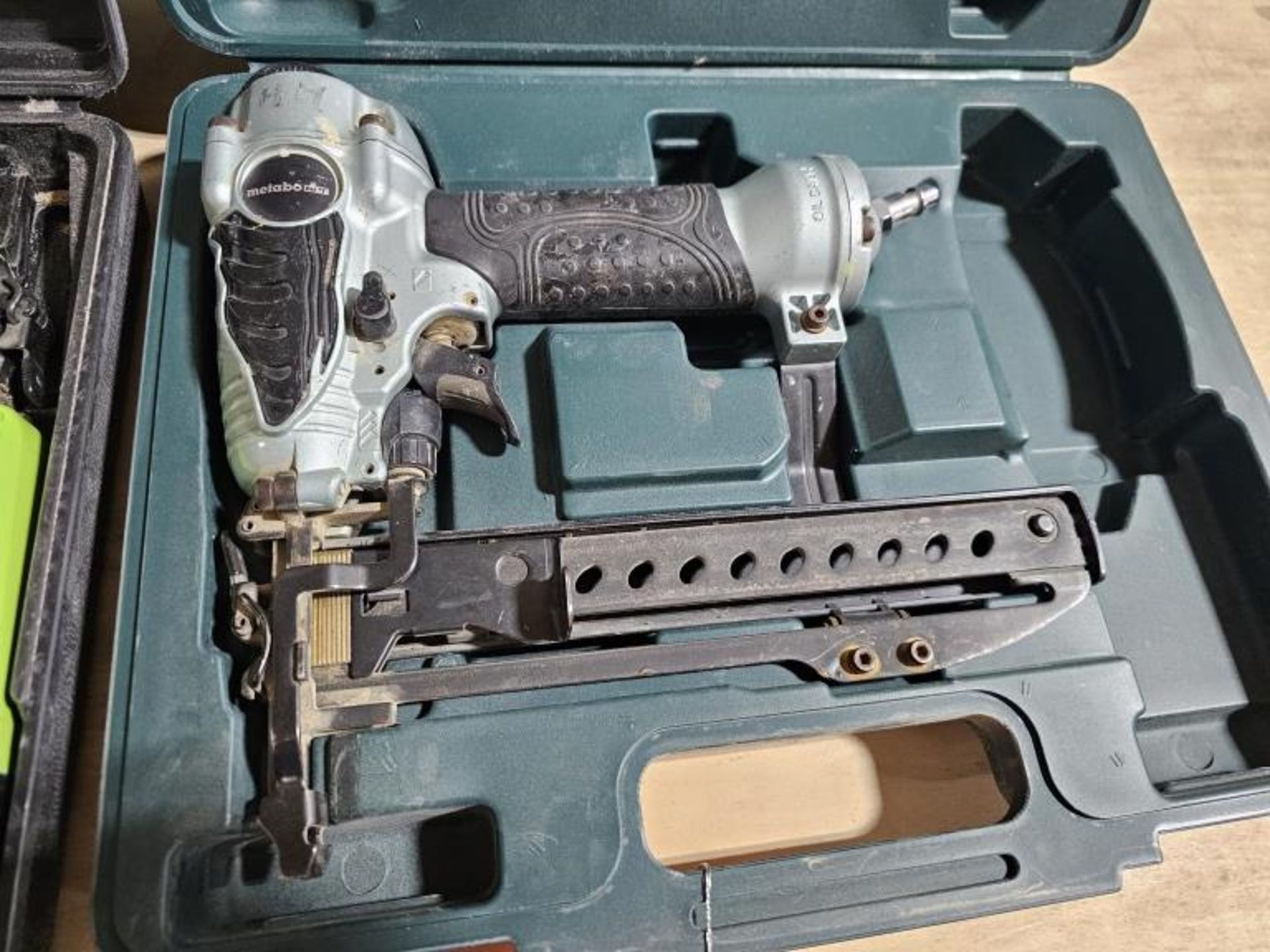Crex Pneumatic Nail Gun/Metabo Stapler - Image 7 of 14