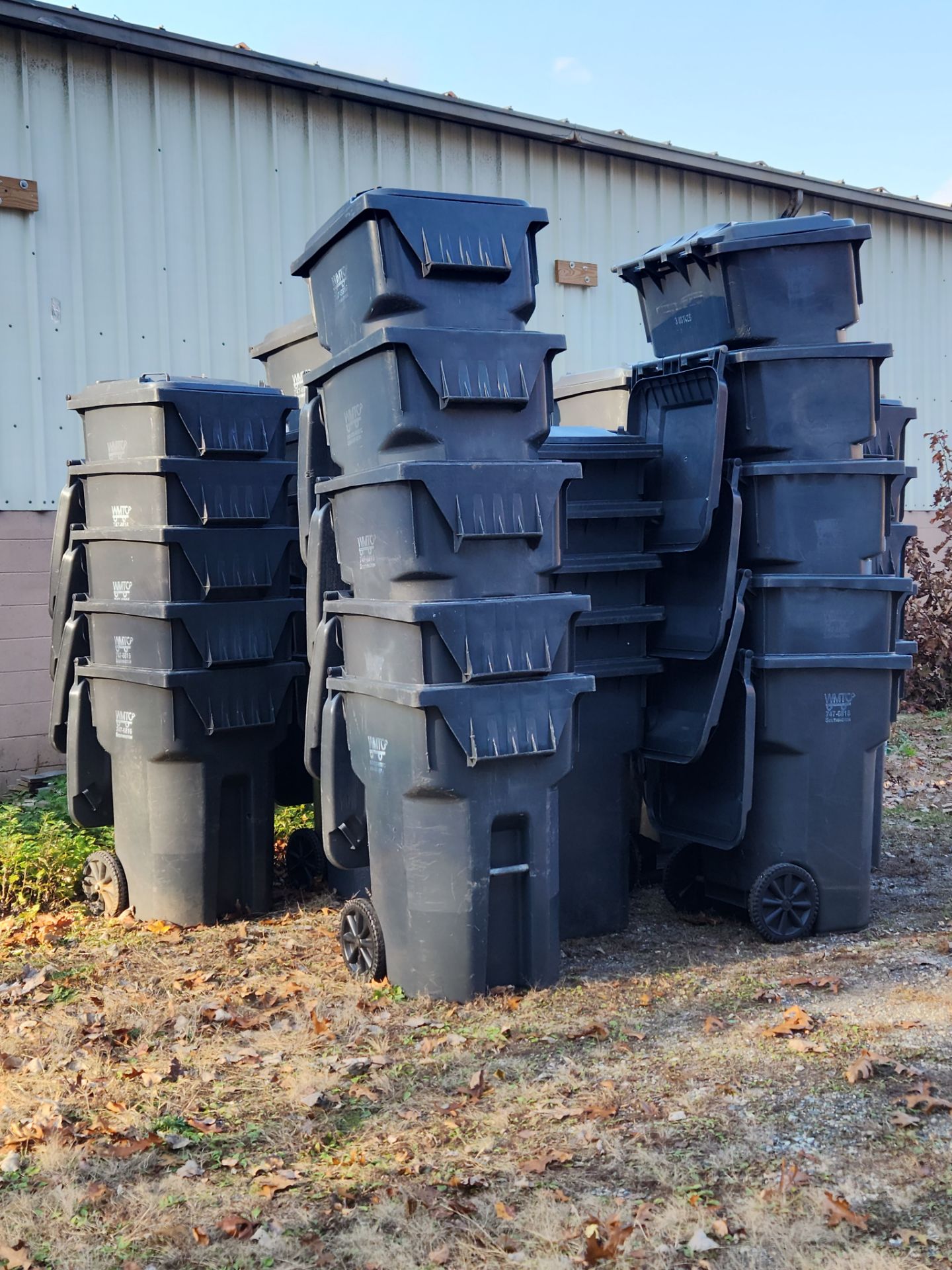 Dumpster Barrels - Image 3 of 3