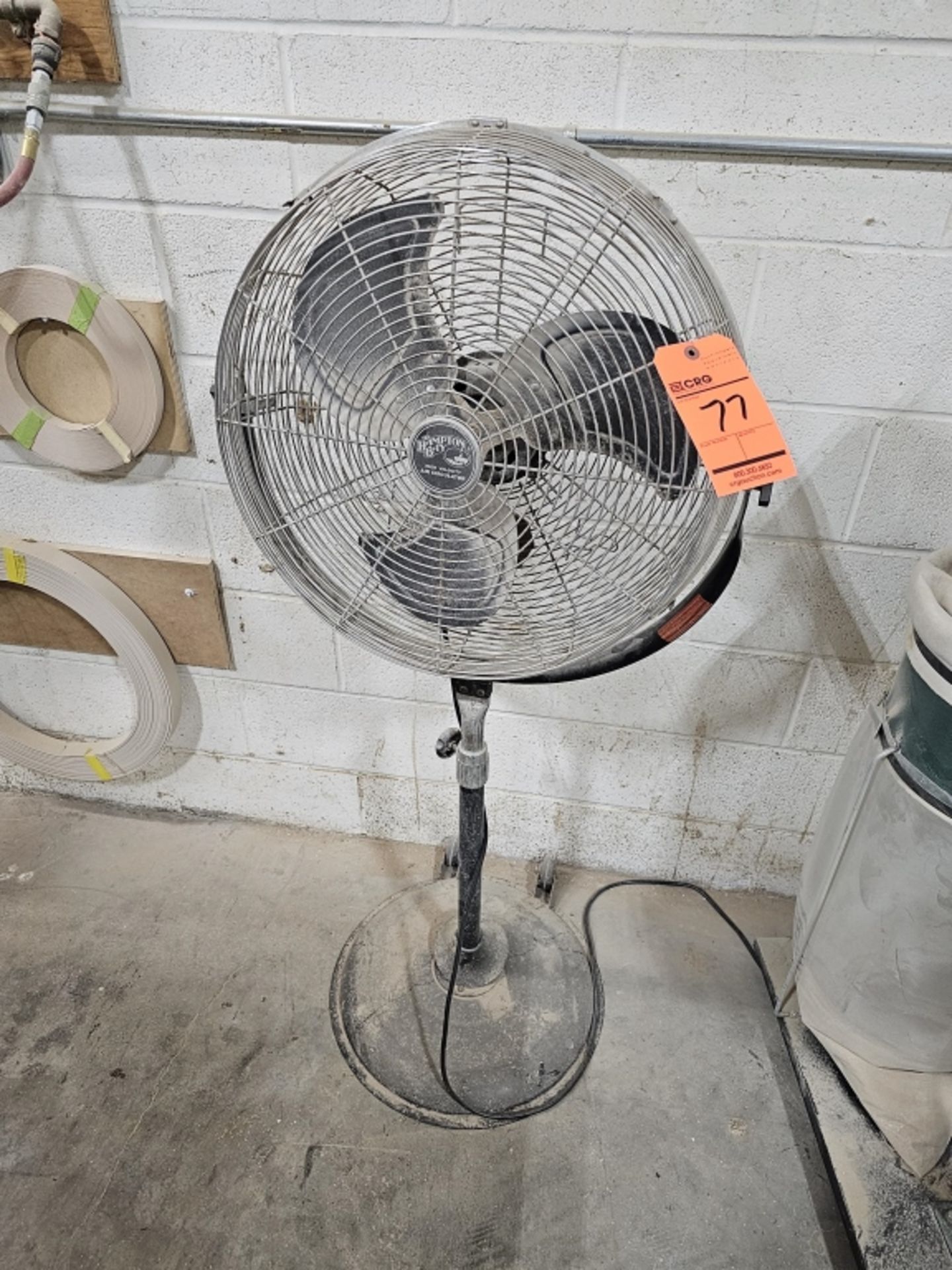 Hampton Bay Pedestal Mounted Fan