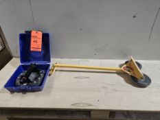 Toolpro Panel Handler/Aardwolf Hand Vacuum Cup Lifter