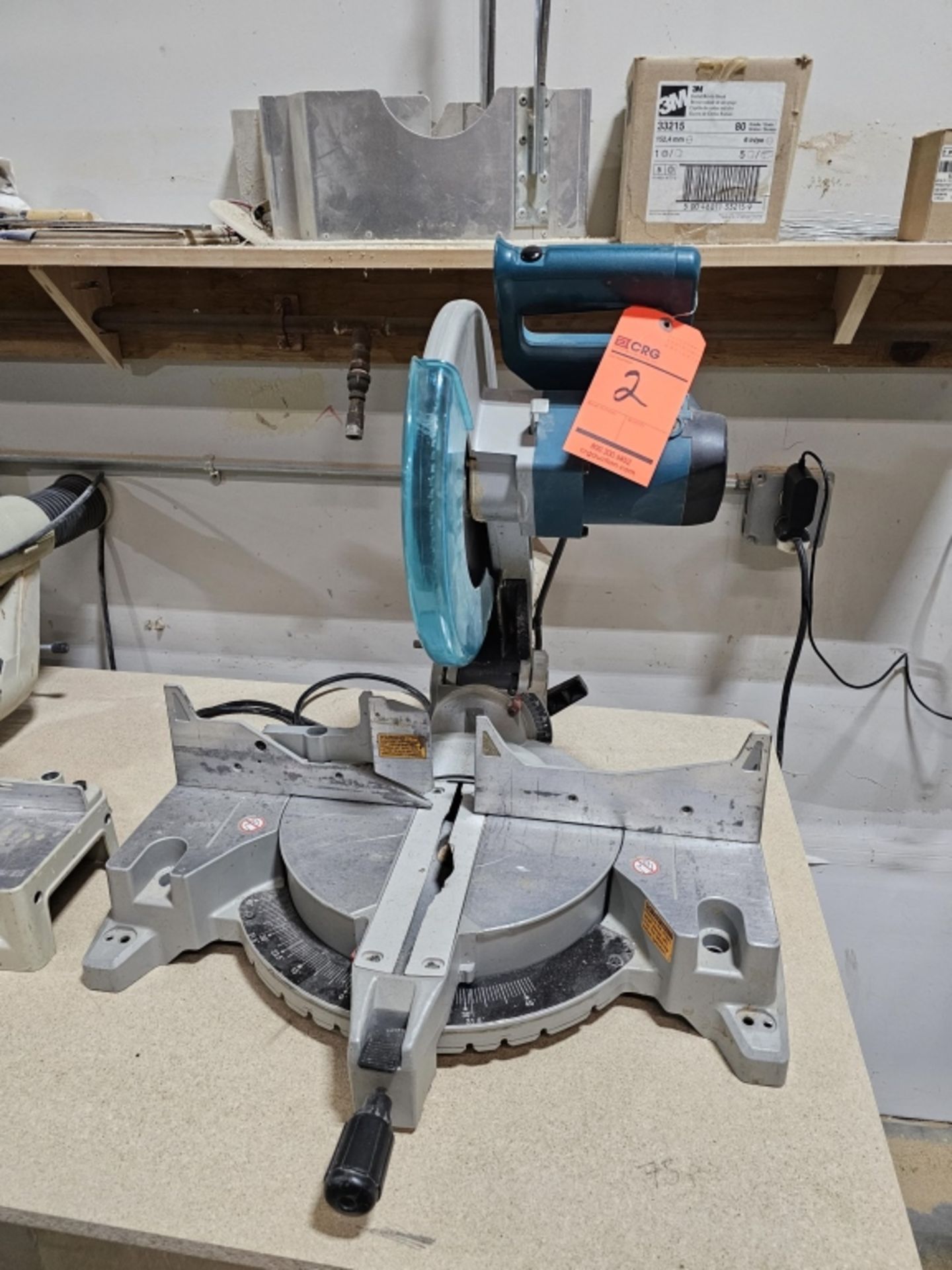 Makita Compound Miter Saw - Image 2 of 4