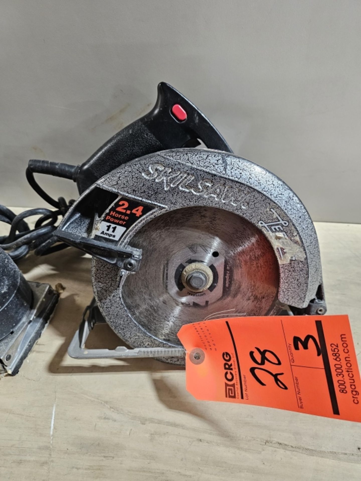 Skilsaw Circular Saw/Porter Cable Orbital Sander and Power Unit - Image 4 of 11