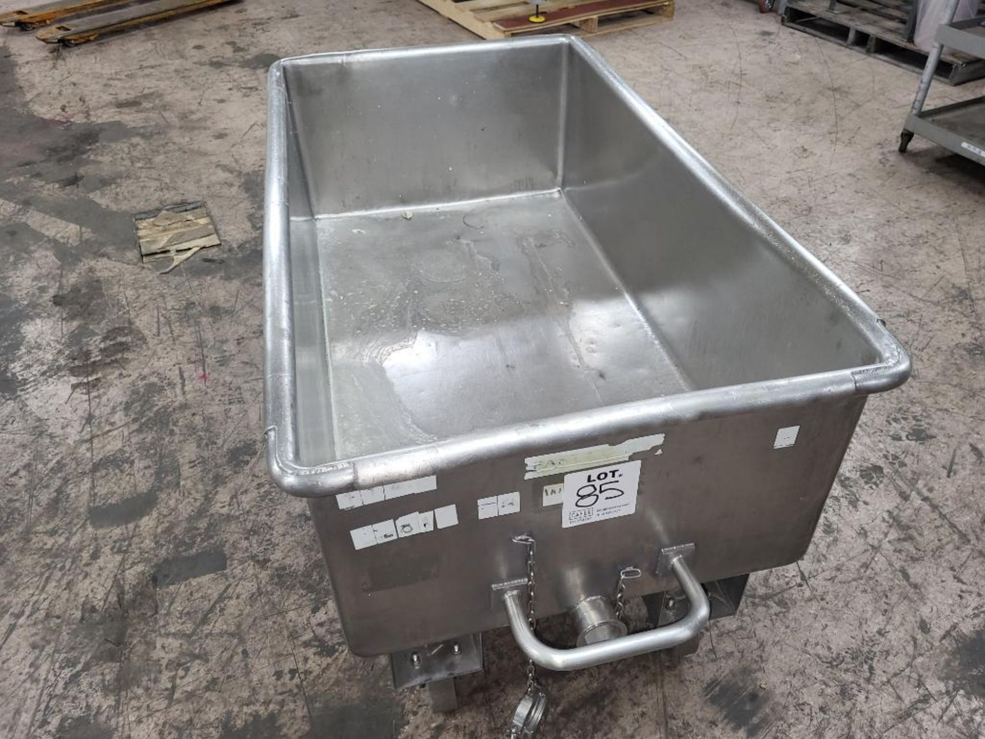 Stainless Steel Tub On Wheels 28x51 x 17 deep With Drain