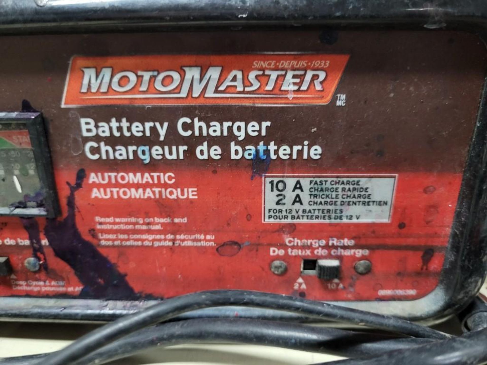 MotoMaster 10/2A Automatic Battery Charger - Image 2 of 2