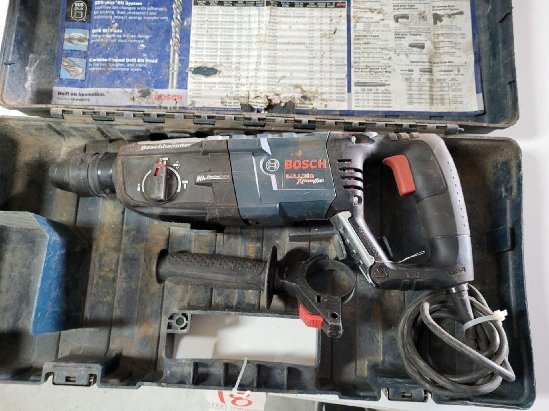 Bosch Bulldog Xtreme Max Hammer Drill IN CASE M/N GBH2-28L
