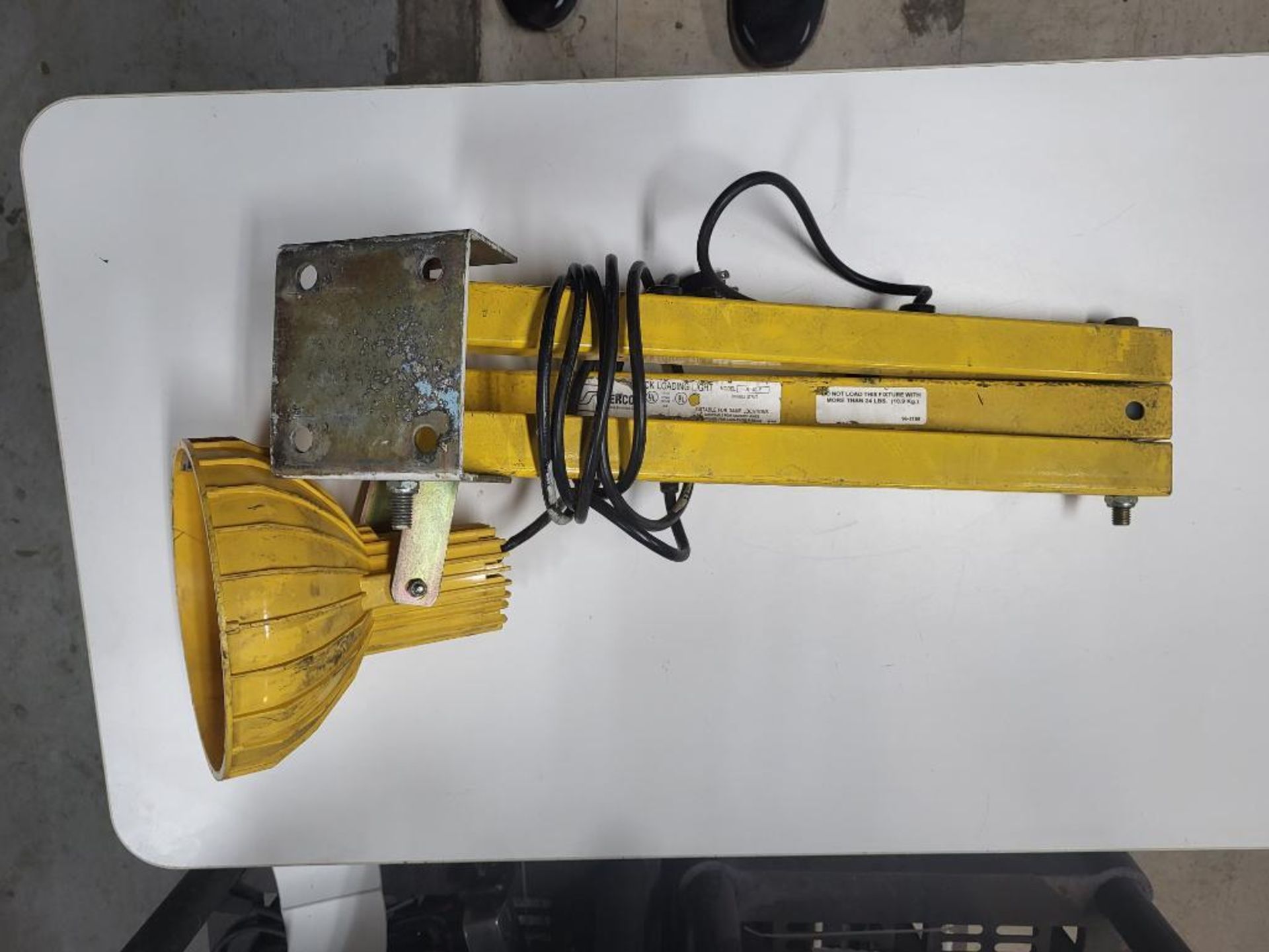 Serco Dock Loading Light M/N DL-40-P