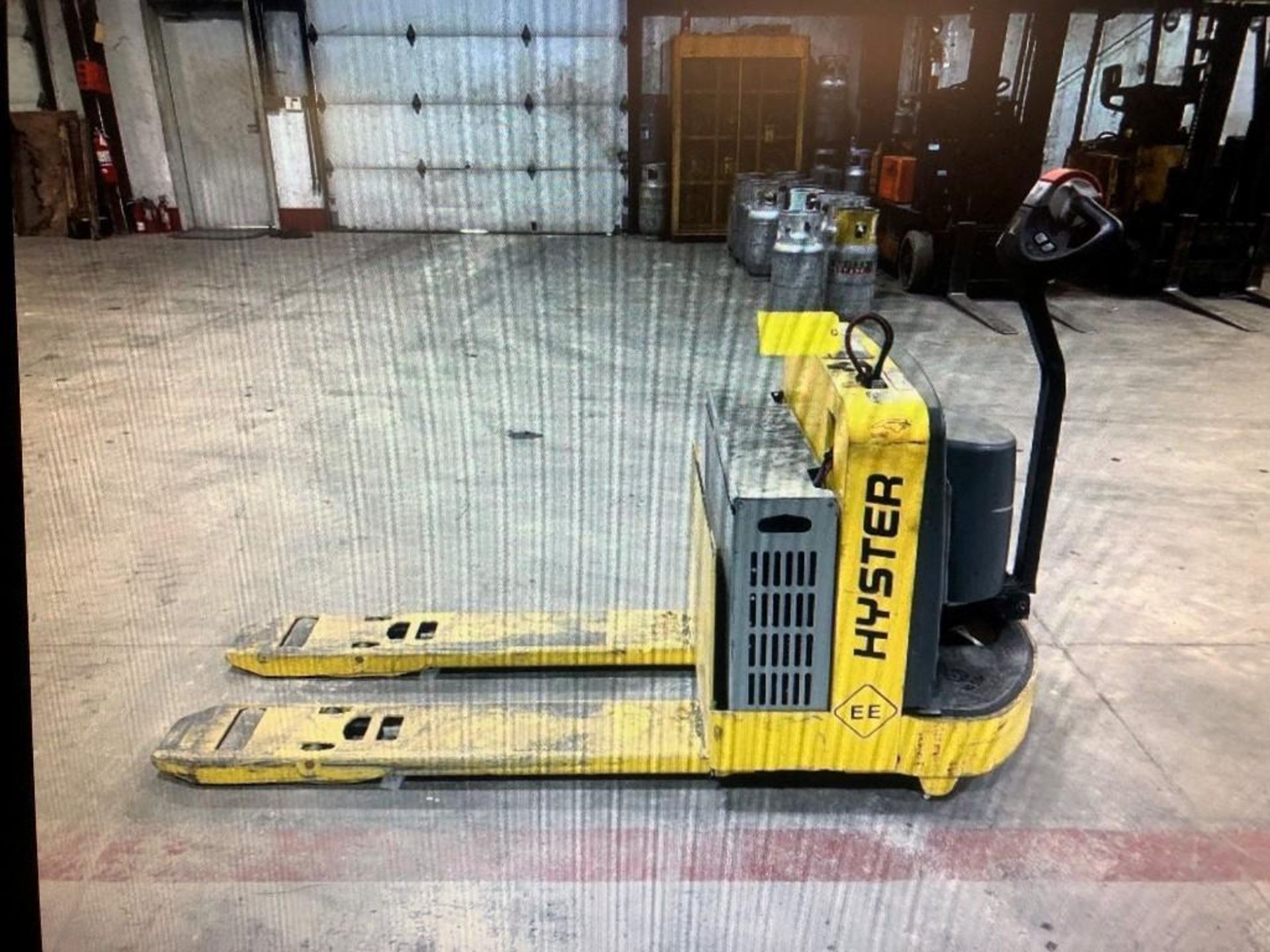 Hyster Pallet Truck ONLY 73 Hours - Image 3 of 5