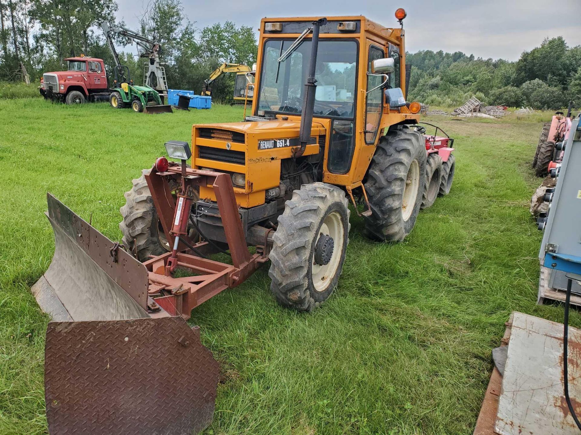 renault 651-4S tractor / tracteur - Image 3 of 6