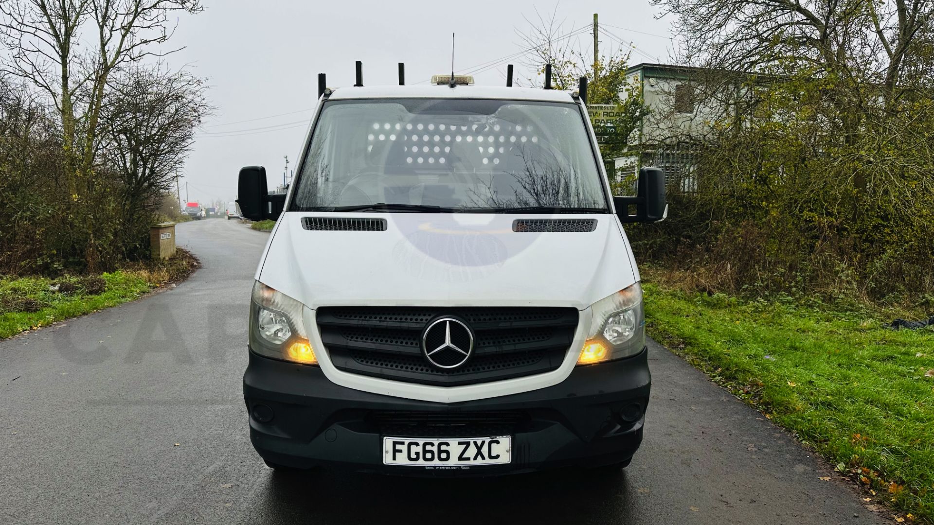 (ON SALE) MERCEDES-BENZ SPRINTER 313 CDI *LWB DROPSIDE TRUCK* (2017 - EURO 6) 130 BHP - (3500 KG) - Image 14 of 33