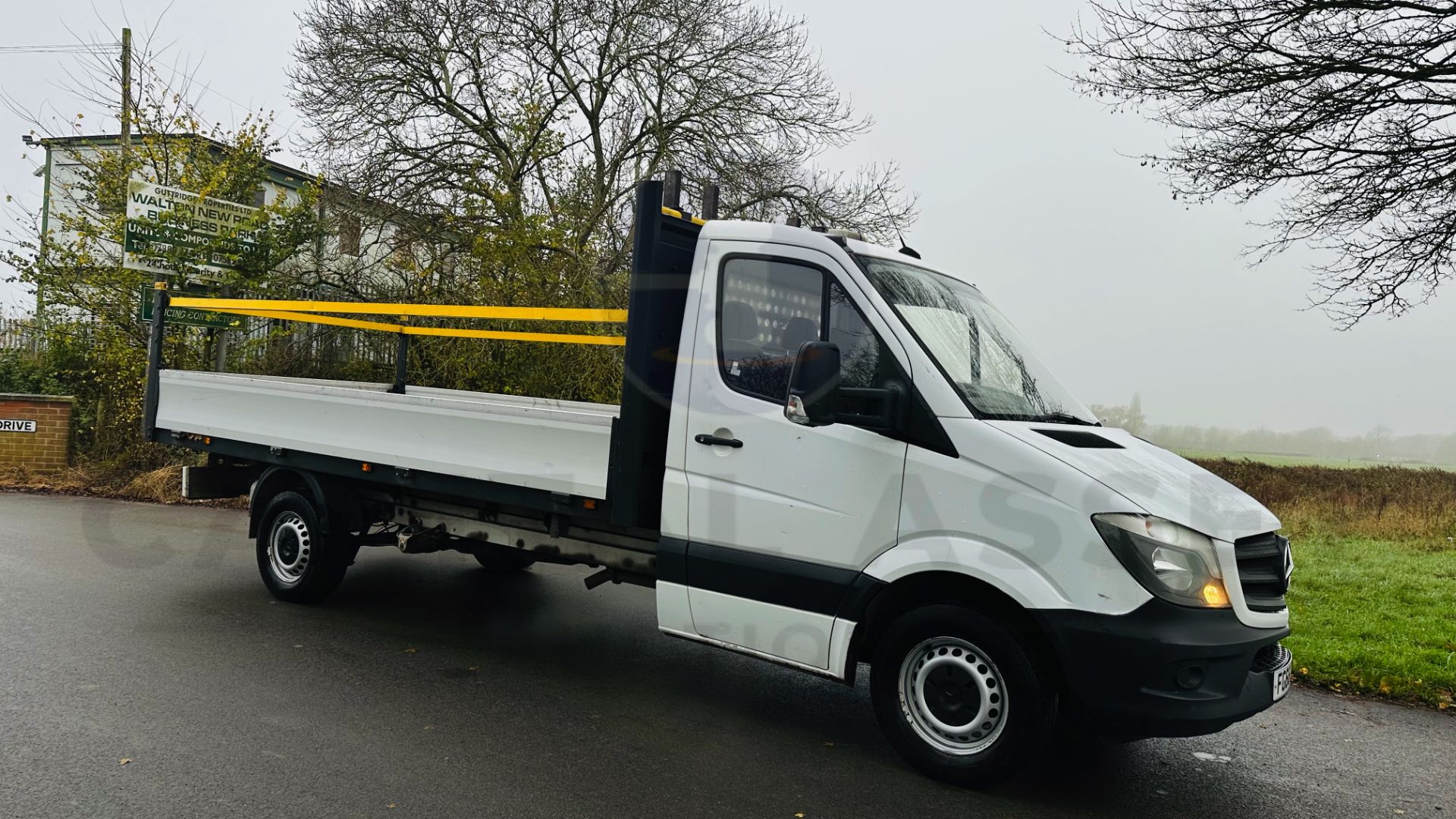 (ON SALE) MERCEDES-BENZ SPRINTER 313 CDI *LWB DROPSIDE TRUCK* (2017 - EURO 6) 130 BHP - (3500 KG) - Image 12 of 33