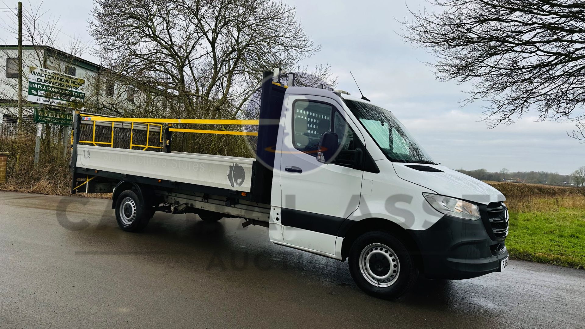 MERCEDES-BENZ SPRINTER 314 CDI *LWB - DROPSIDE* (2019 - EURO 6) AUTOMATIC *TAIL-LIFT* (3500 KG) - Image 2 of 40