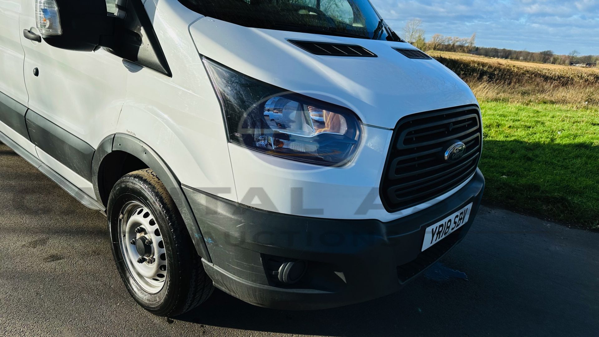 (On Sale) FORD TRANSIT 130 T350 RWD *LWB -MESSING / WELFARE UNIT* (2018 - EURO 6) 2.0 TDCI - 6 SPEED - Image 16 of 49