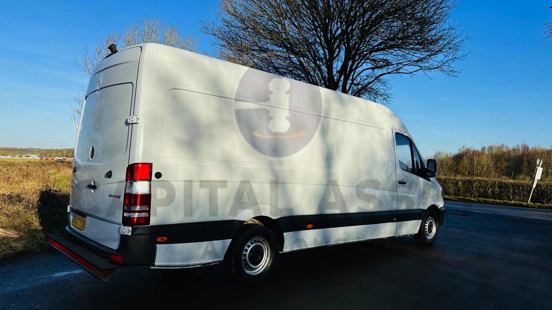 MERCEDES-BENZ SPRINTER 314 CDI *LWB HI-ROOF* (2018 - EURO 6) 140 BHP - 6 SPEED (1 OWNER) *3500KG* - Image 9 of 35