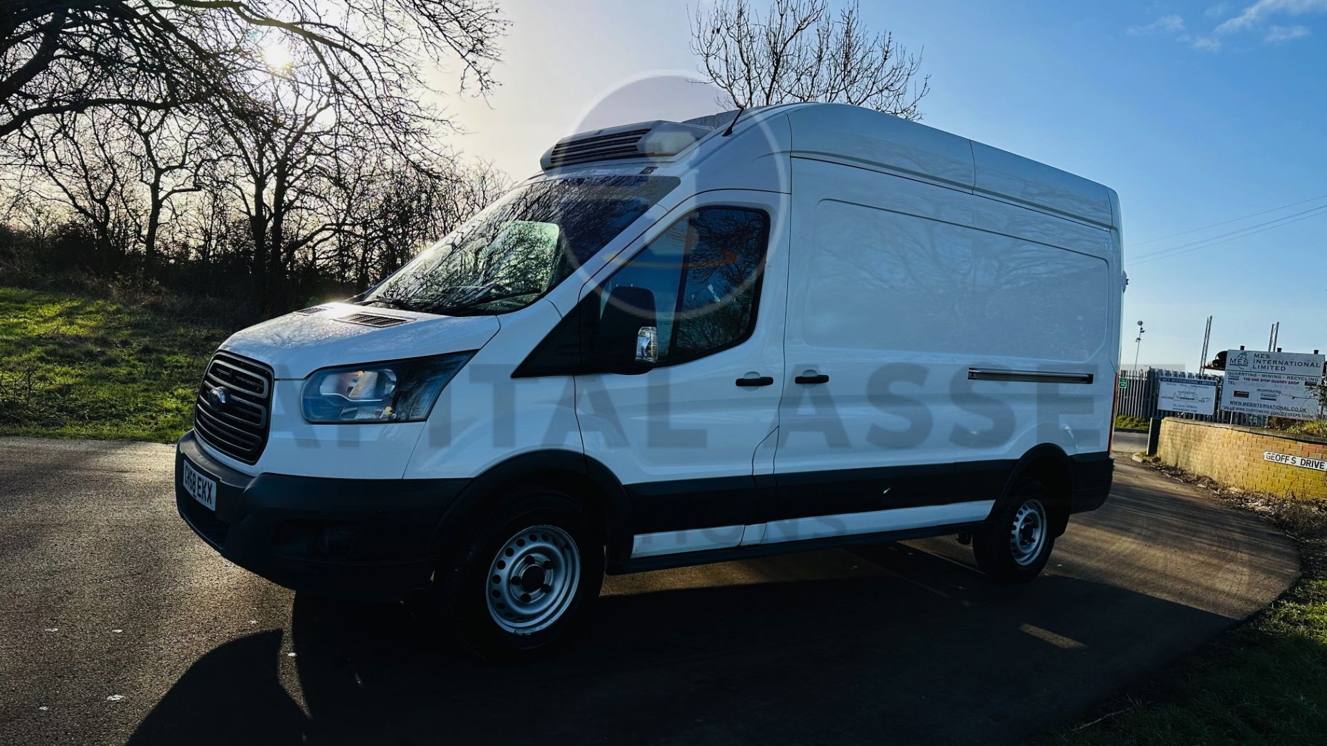 (On Sale) FORD TRANSIT 130 T350 *LWB -REFRIGERATED VAN* (2019 - EURO 6) 2.0 TDCI 'ECOBLUE' - 6 SPEED - Image 7 of 43