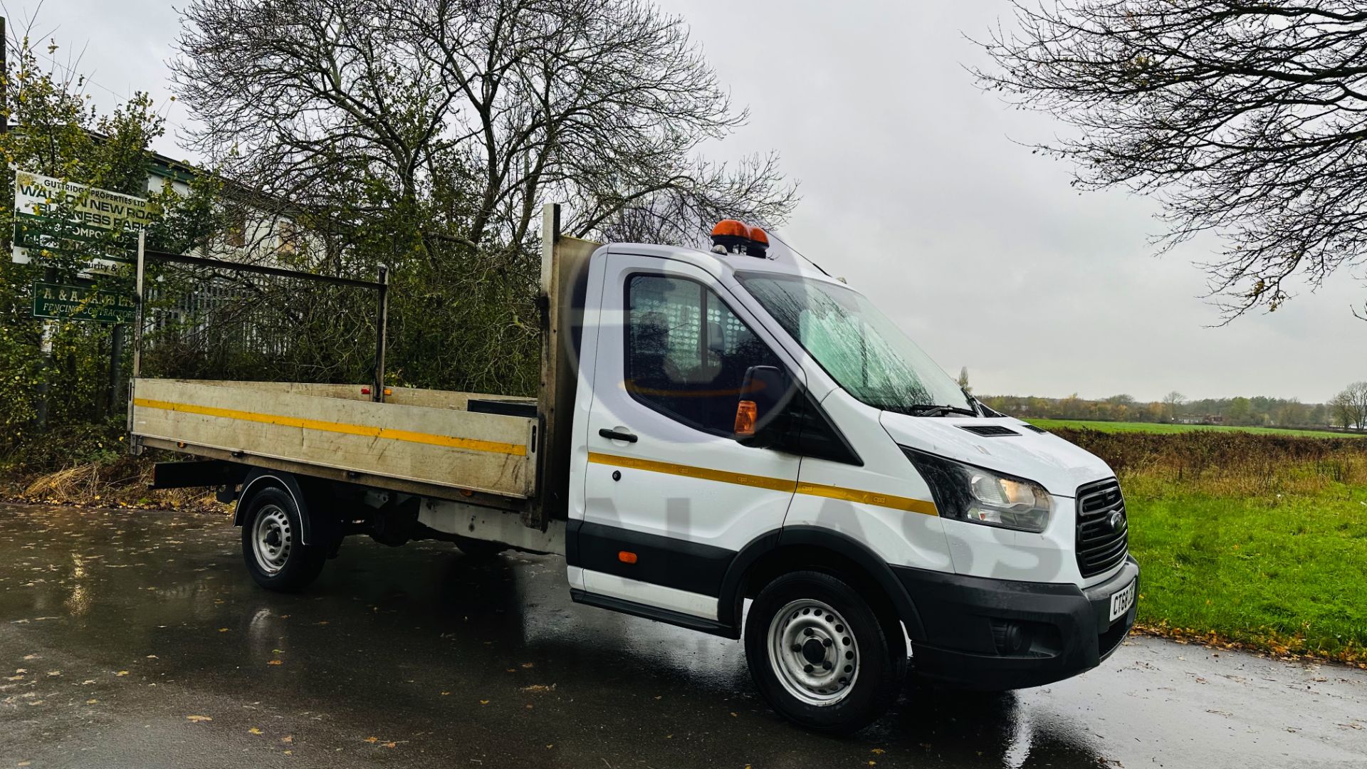 (On Sale) FORD TRANSIT T350L *LWB - DROPSIDE TRUCK* (68 REG - EURO 6) 2.0 TDCI - 6 SPEED *3500 KG* - Image 2 of 34