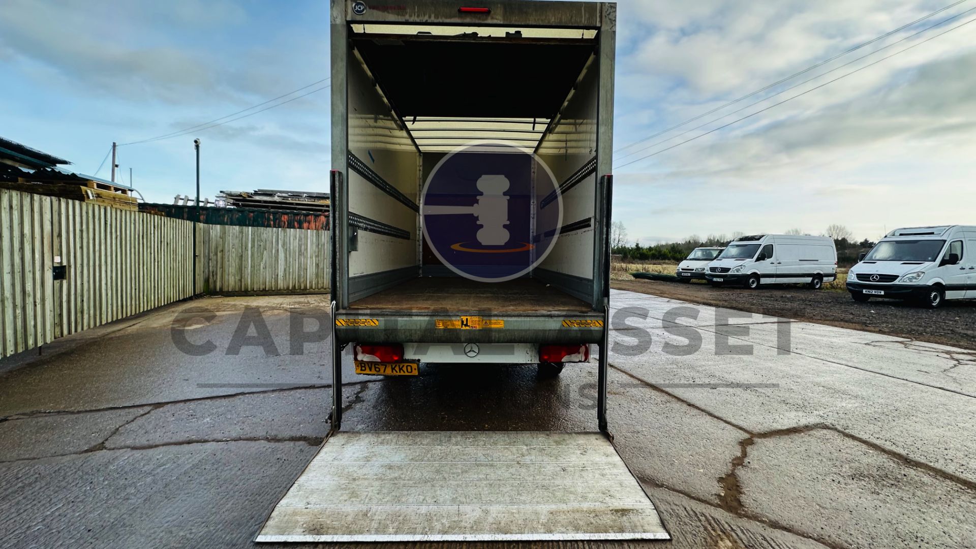 MERCEDES-BENZ SPRINTER 314 CDI *LWB - LUTON / BOX VAN* (2018 - EURO 6) 141 BHP - 6 SPEED *TAIL-LIFT* - Image 22 of 40