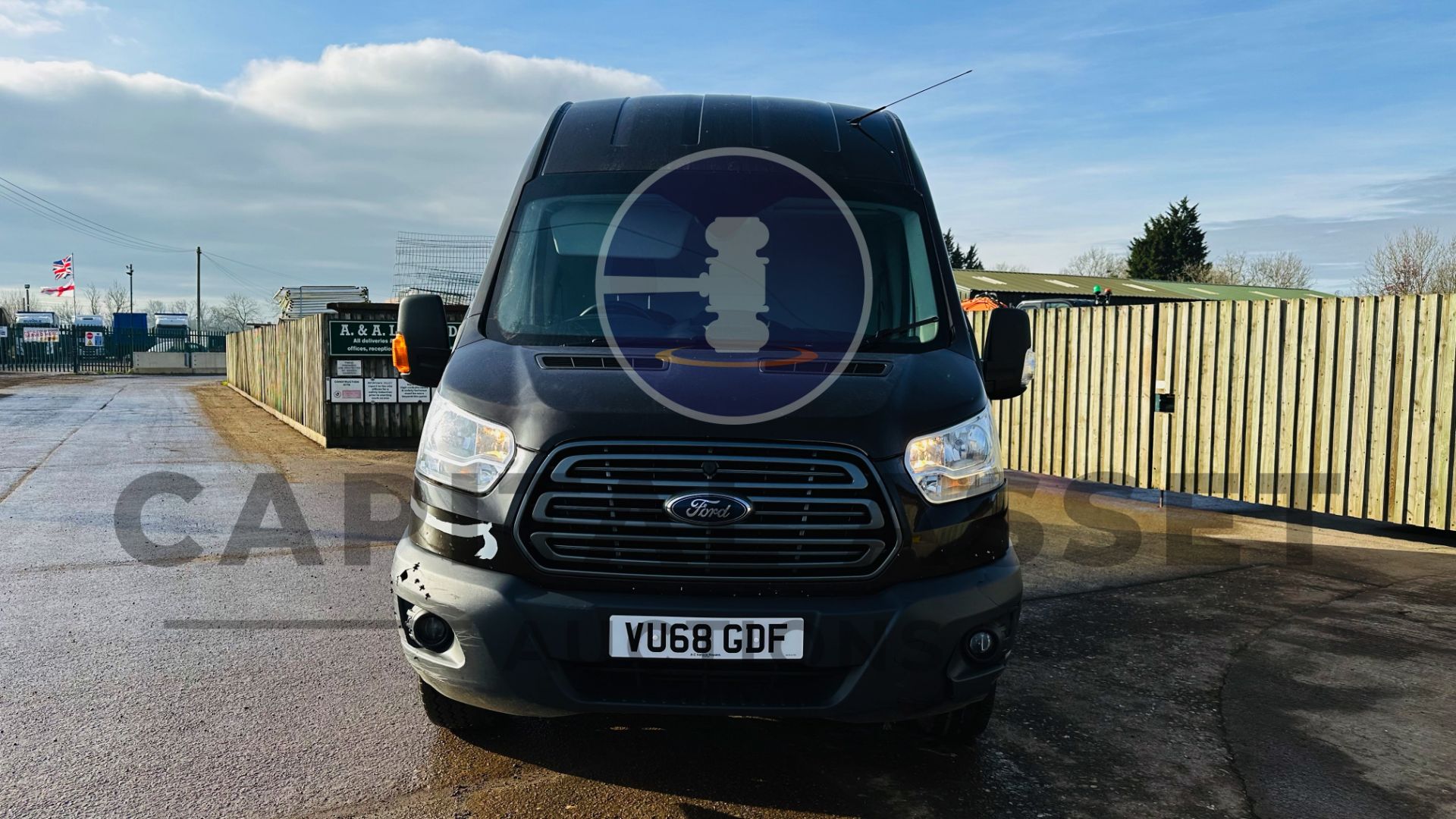 FORD TRANSIT 130 T350 *L4 - XLWB HI-ROOF* (2019 - EURO 6) 130 BHP - 6 SPEED (1 OWNER) *3500 KG* - Image 14 of 35