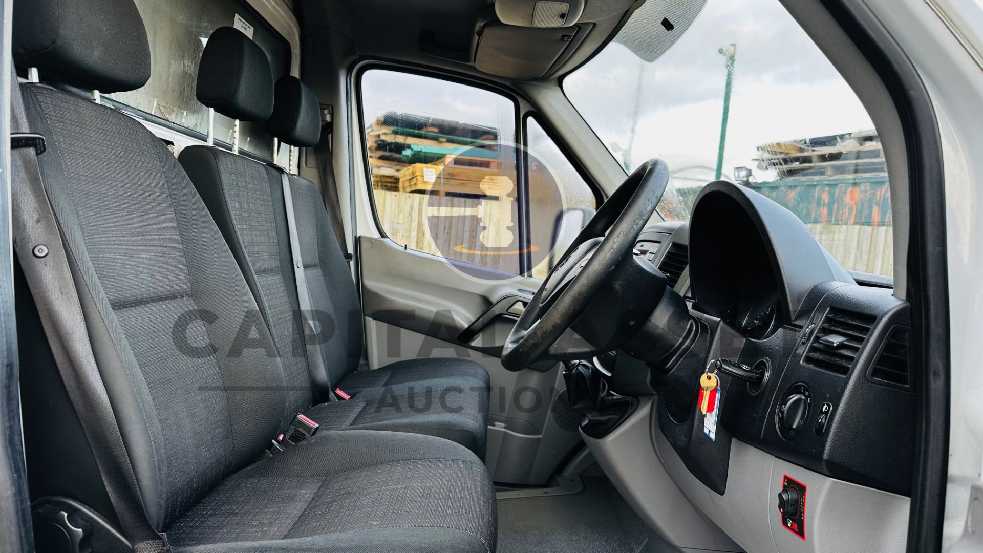 MERCEDES-BENZ SPRINTER 314 CDI *LWB - LUTON / BOX VAN* (2018 - EURO 6) 141 BHP - 6 SPEED *TAIL-LIFT* - Image 29 of 40