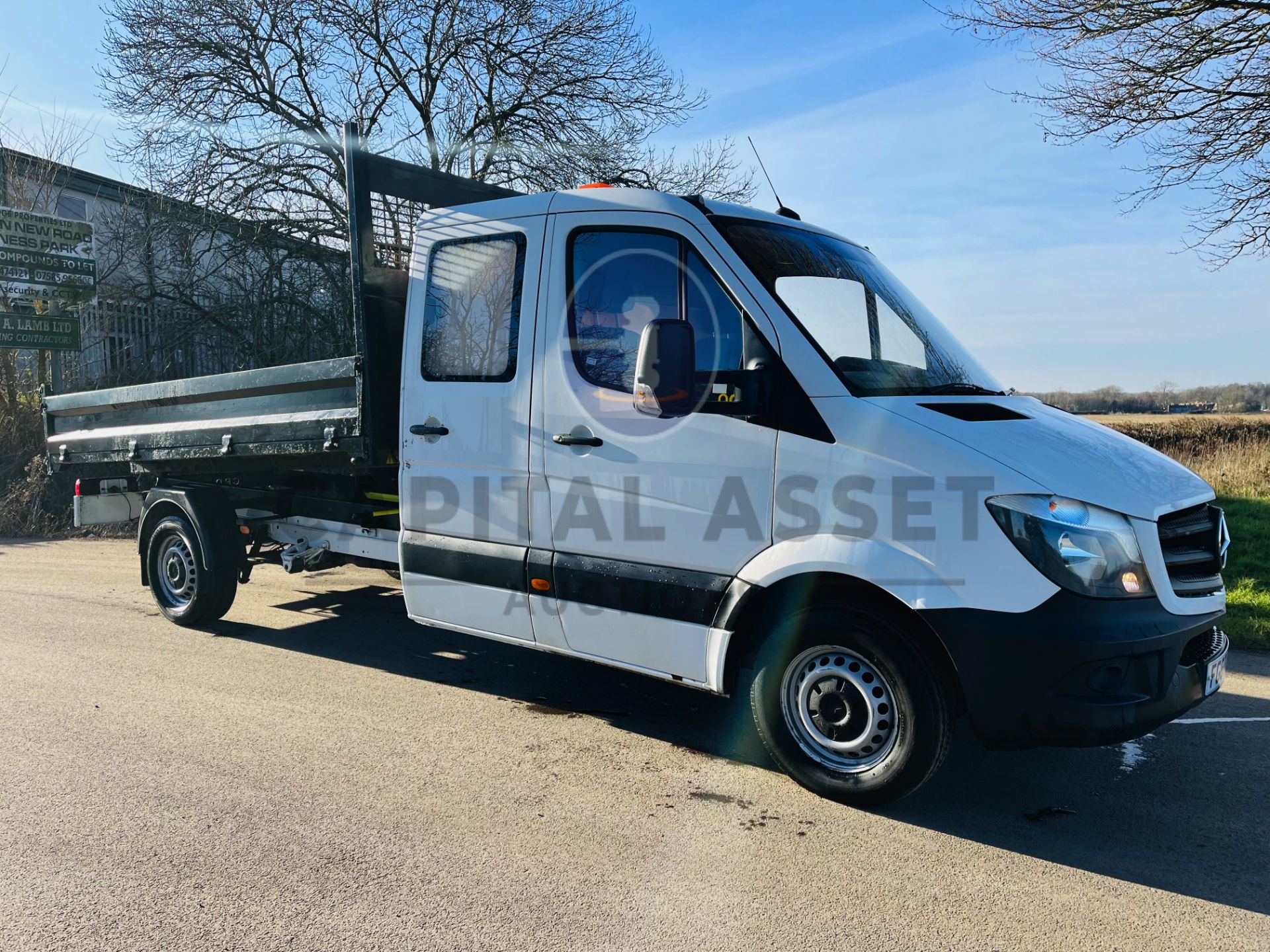 MERCEDES SPRINTER 314CDI (140) D/C TIPPER (2018 MODEL) 1 OWNER - LOW MILEAGE - CRUISE - EURO 6 - Image 6 of 18